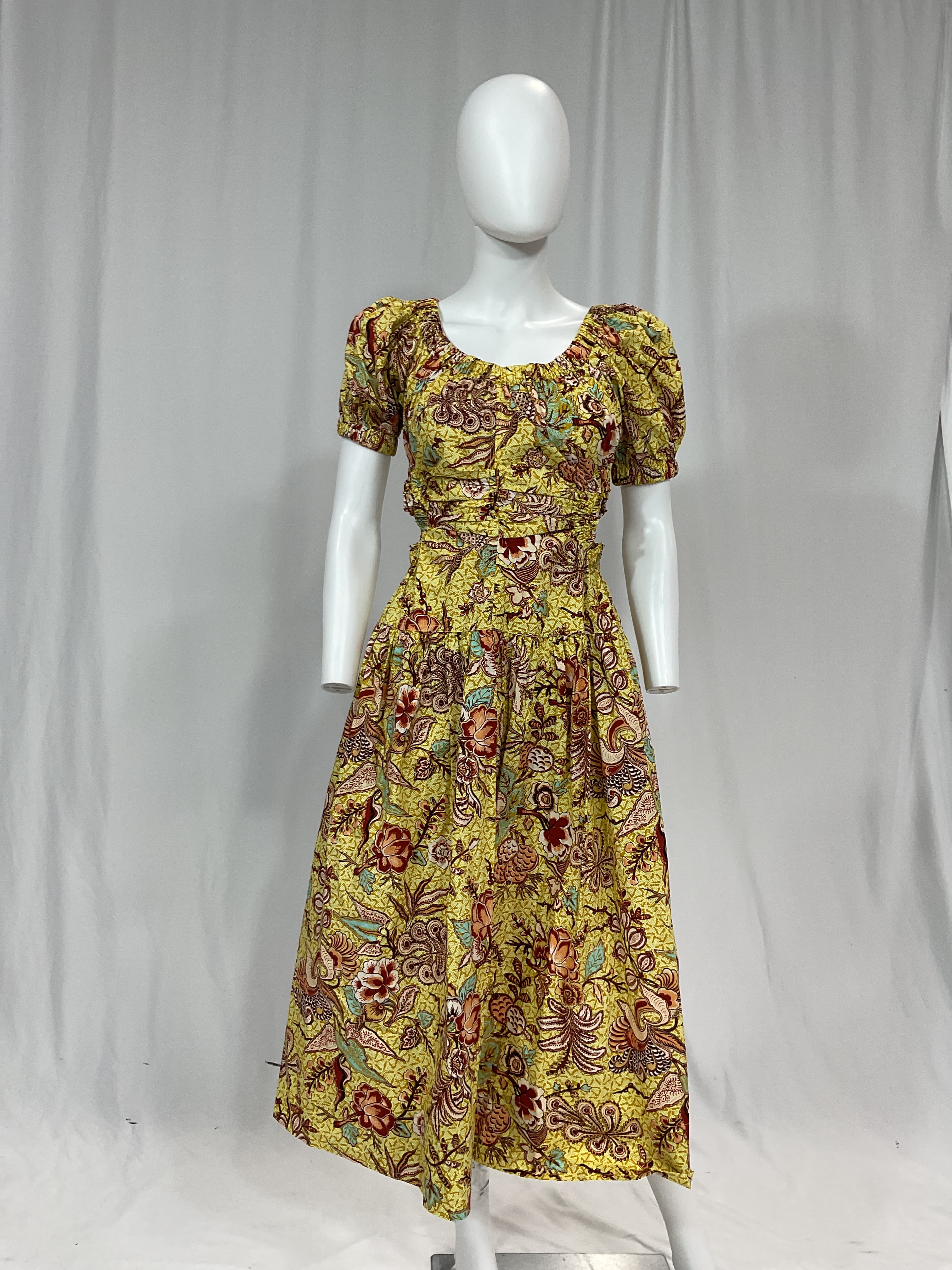 Golda Dress In Calla Lily - Image 2