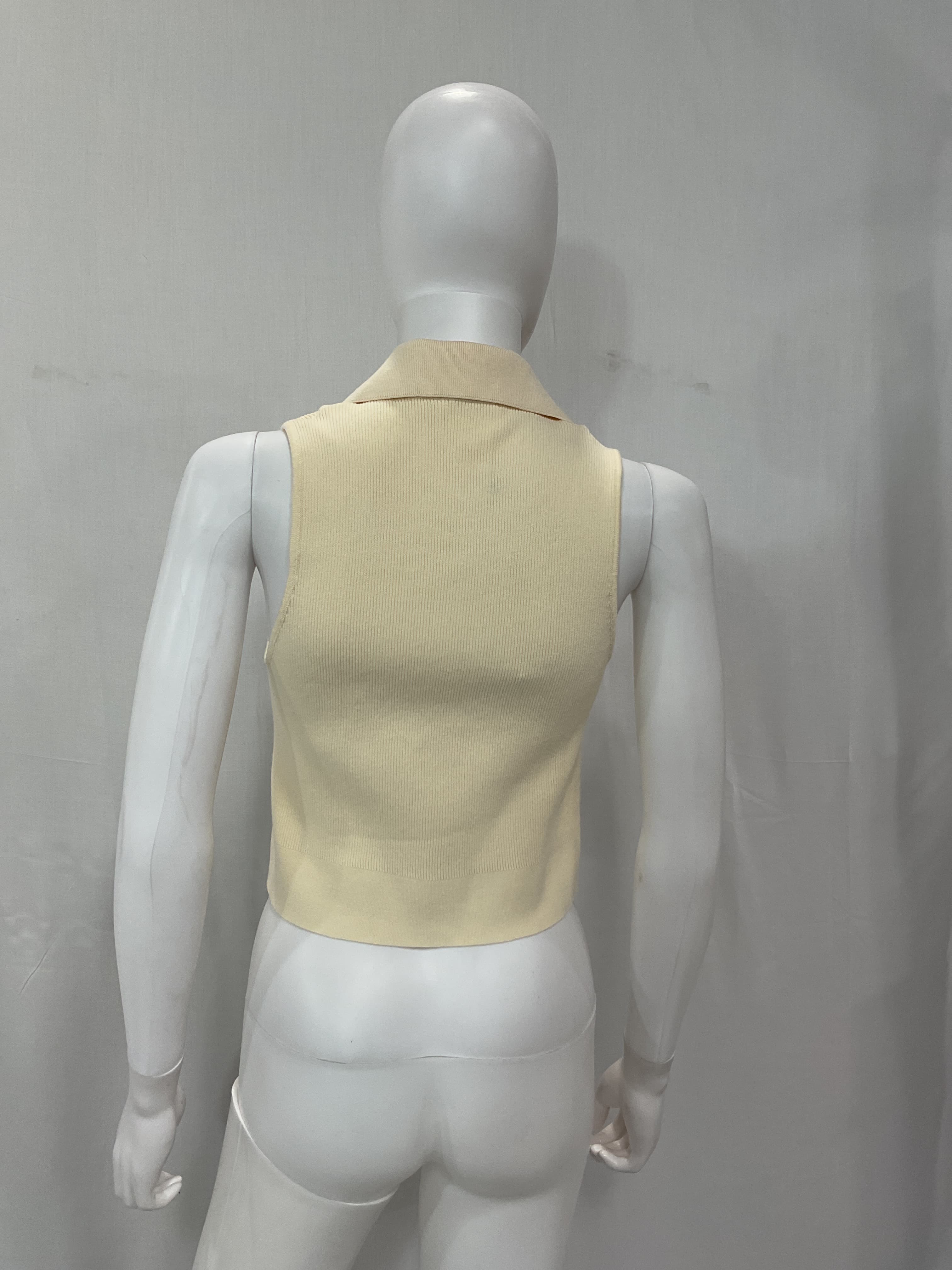 Ella Rose Esti Sleeveless Polo Vest Top - Image 3