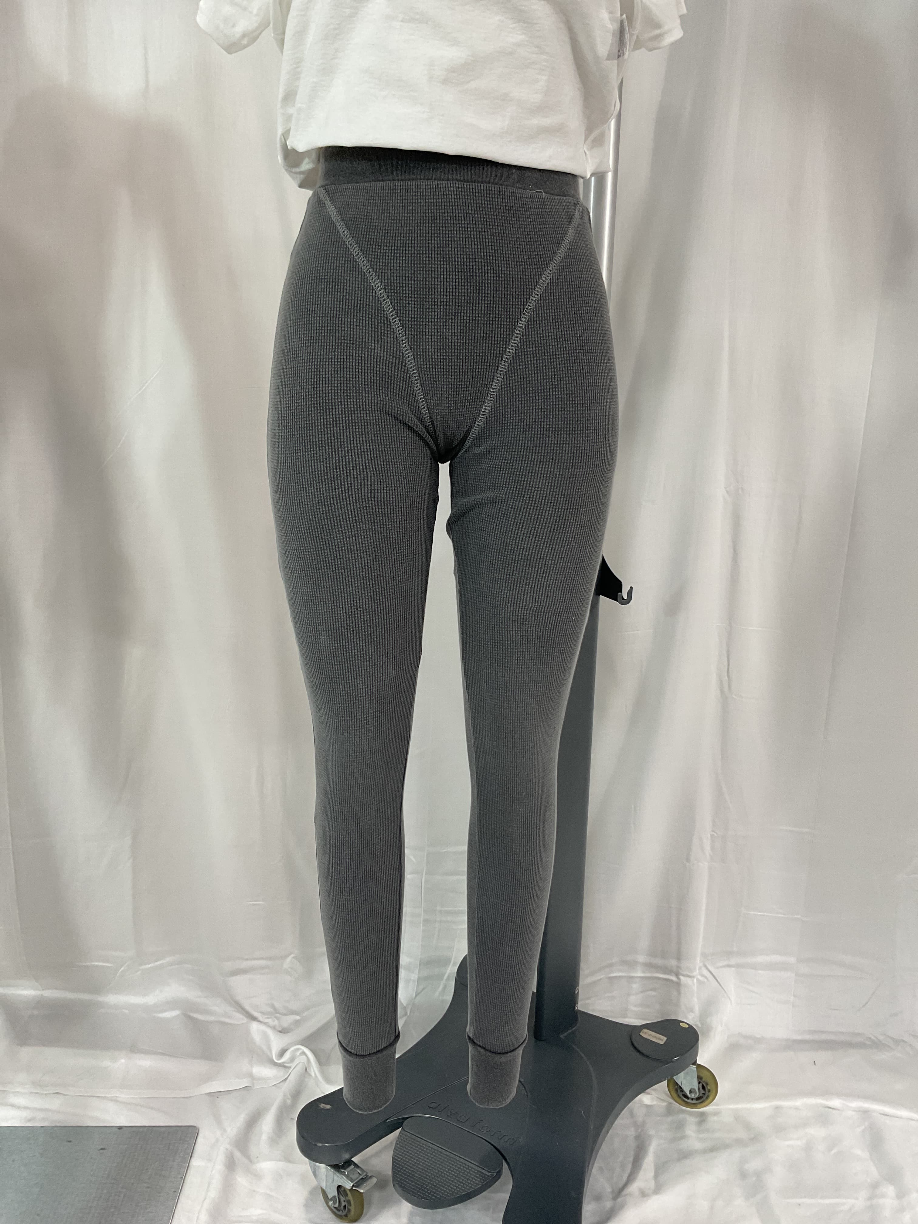 Aden Pant In Ash - Image 3