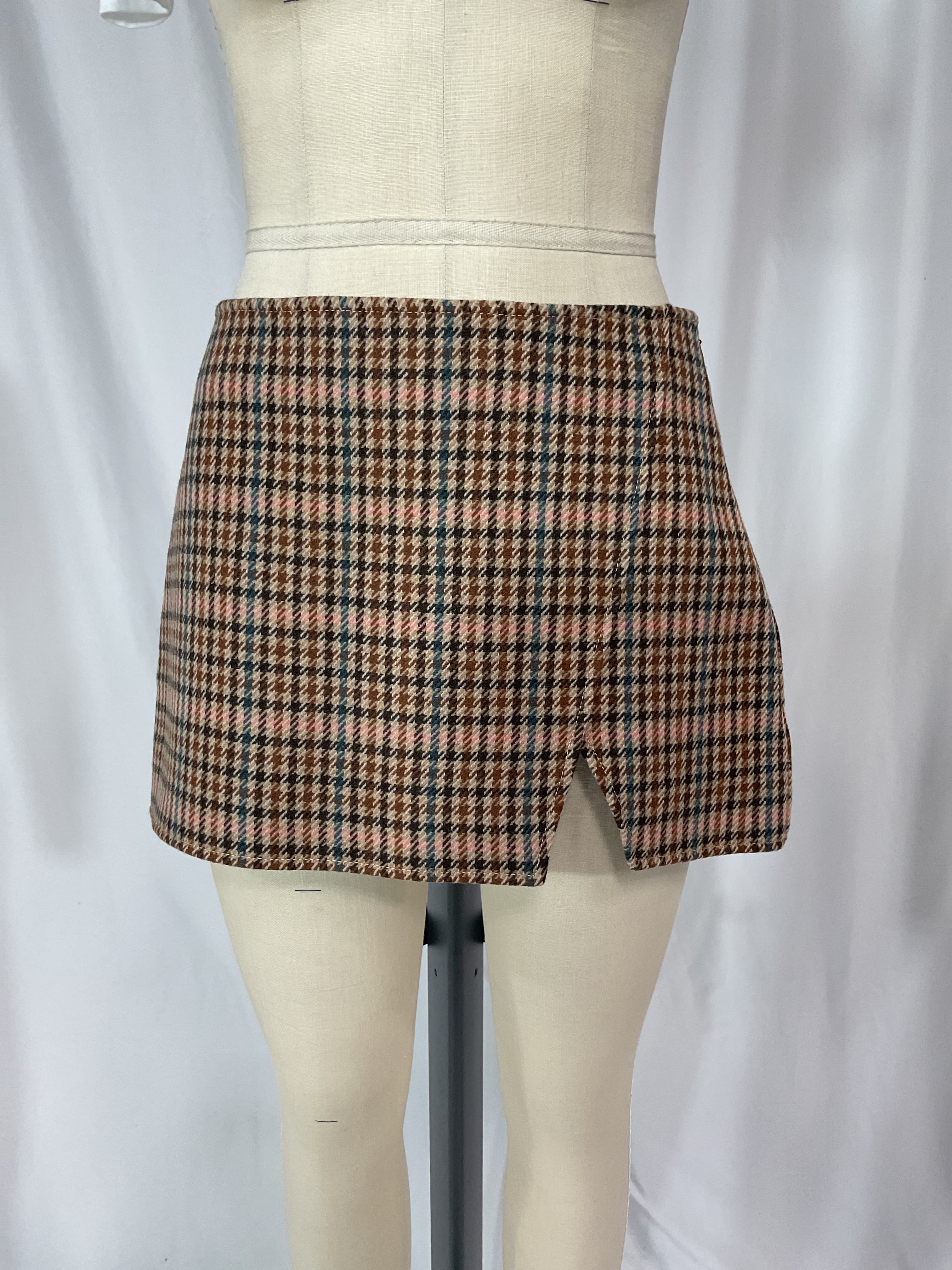Rylee Plaid Mini Skirt - Image 2