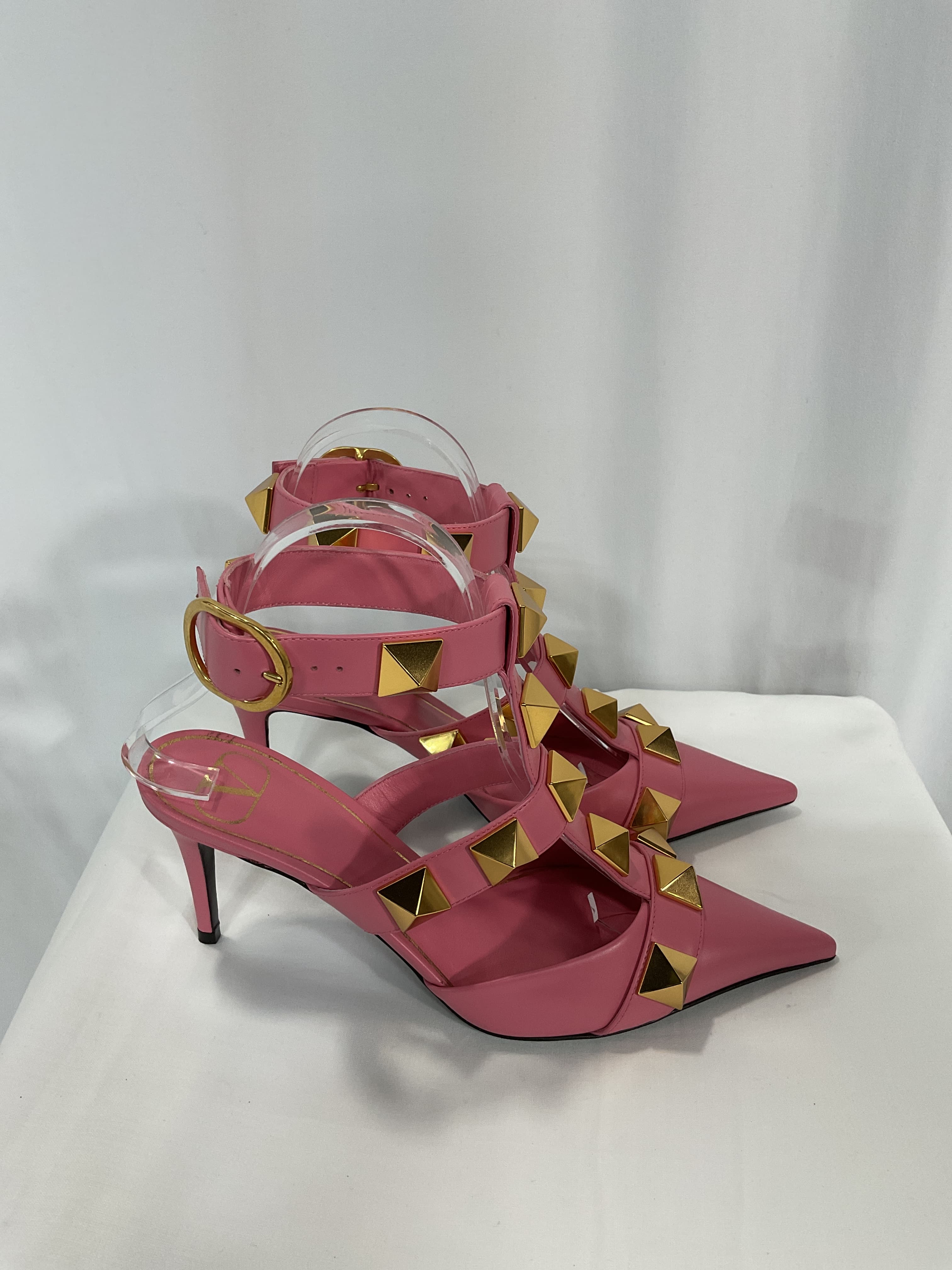 Roman Stud 80 Leather Ankle Strap Pump - Image 2