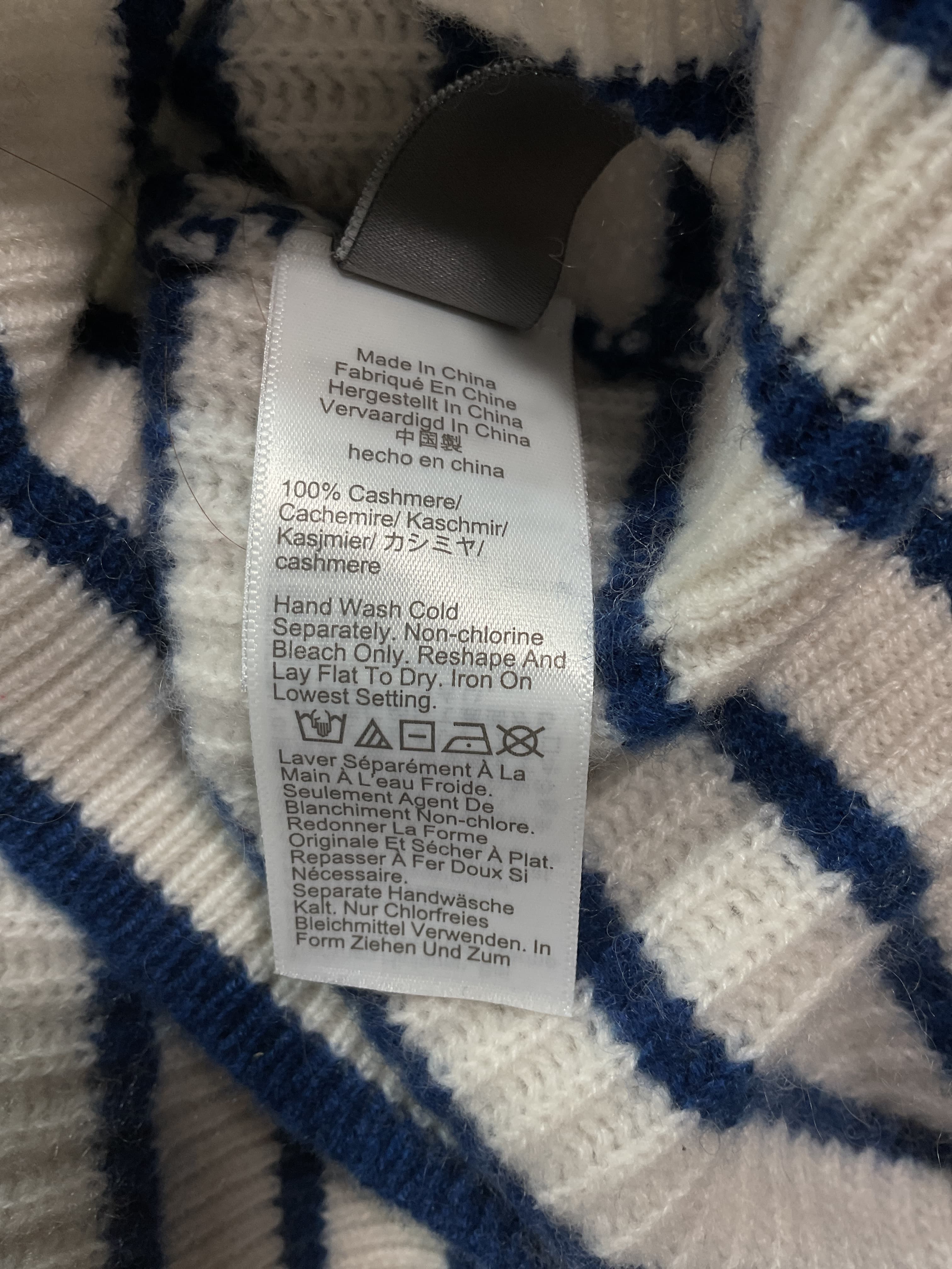 Ribbed Cashmere Turtleneck Sweater - Image 4