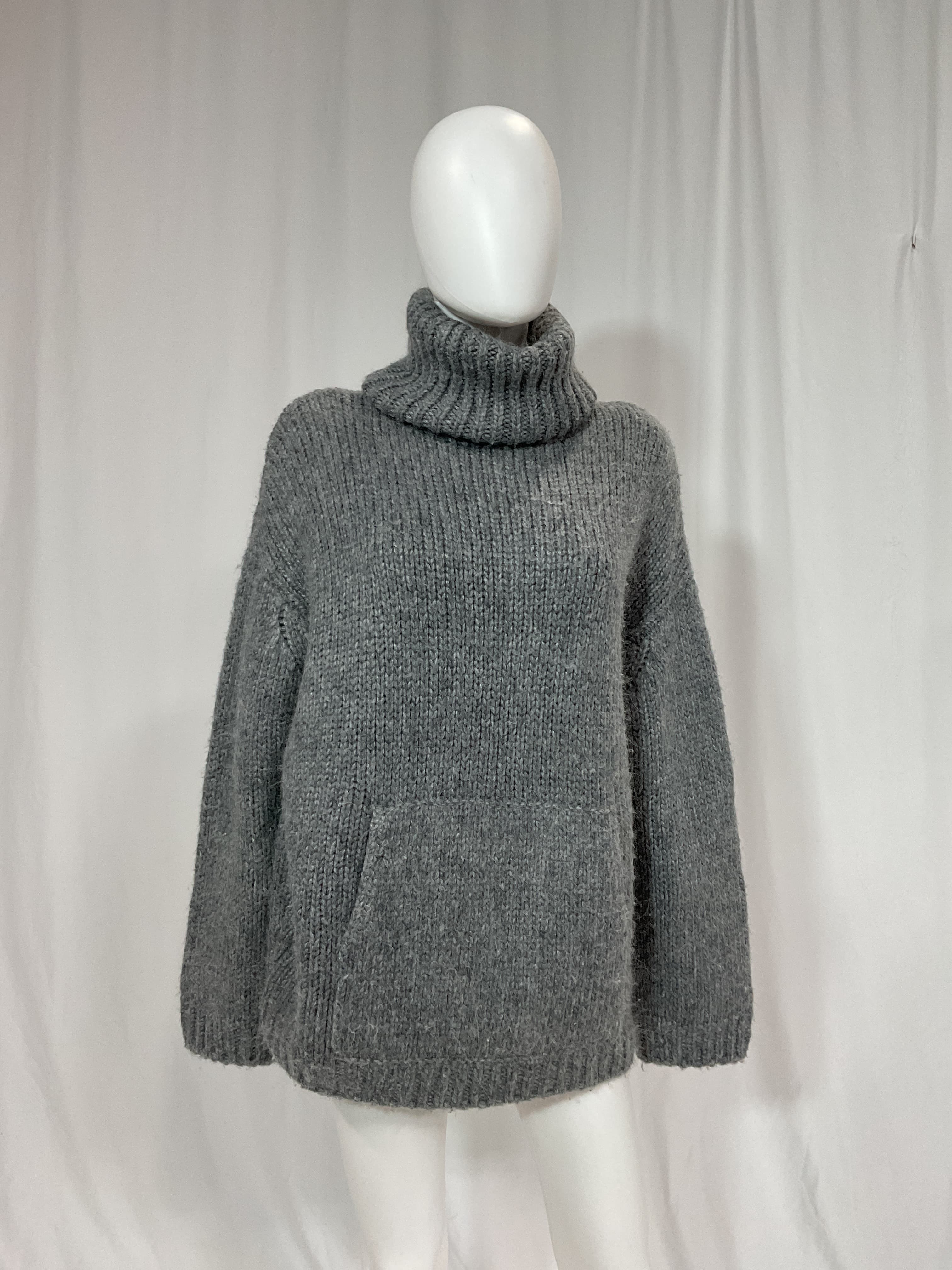 Janin Sweater In Grey - Image 2