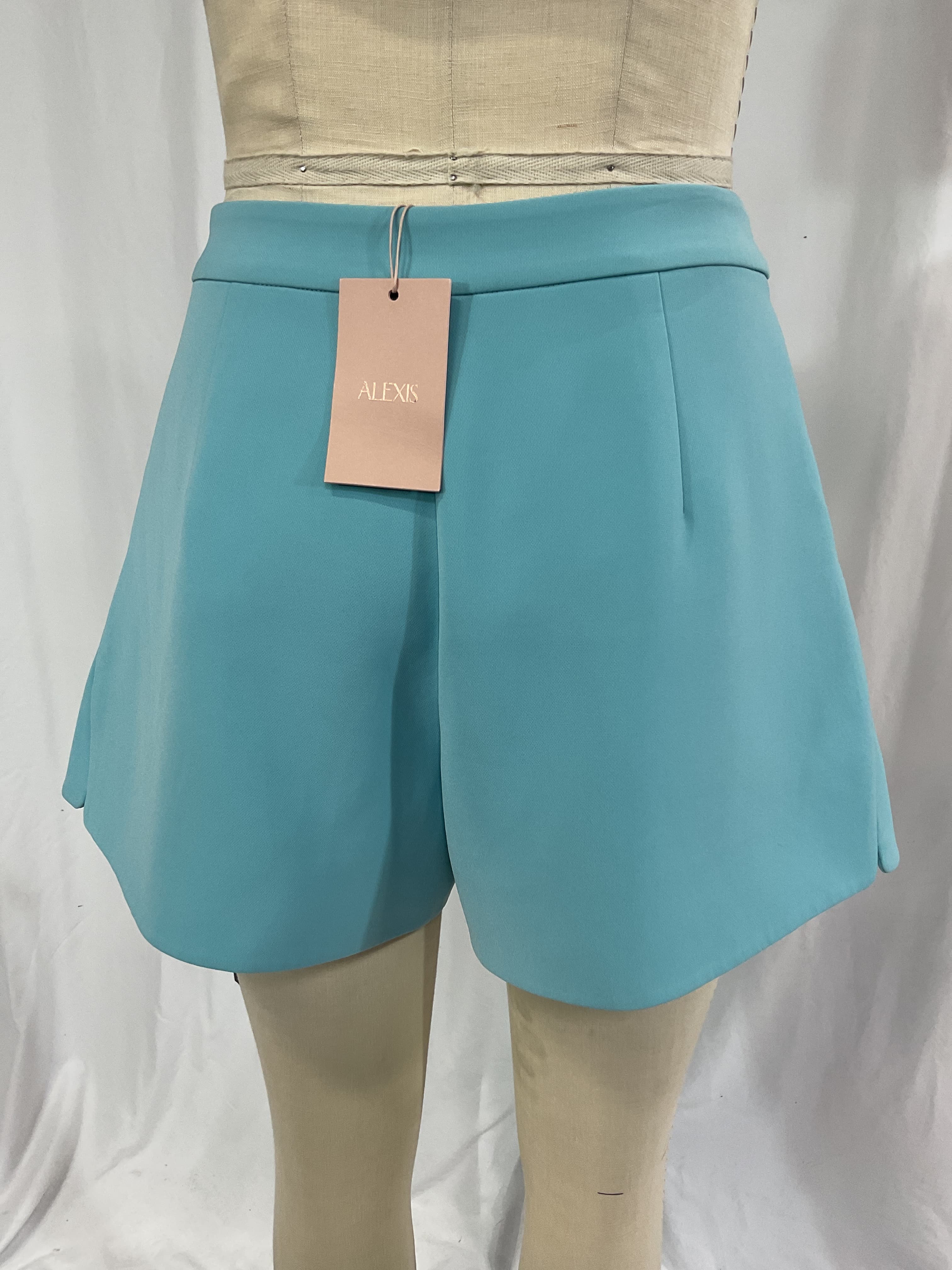 Colton Short In Lagoon - Image 3