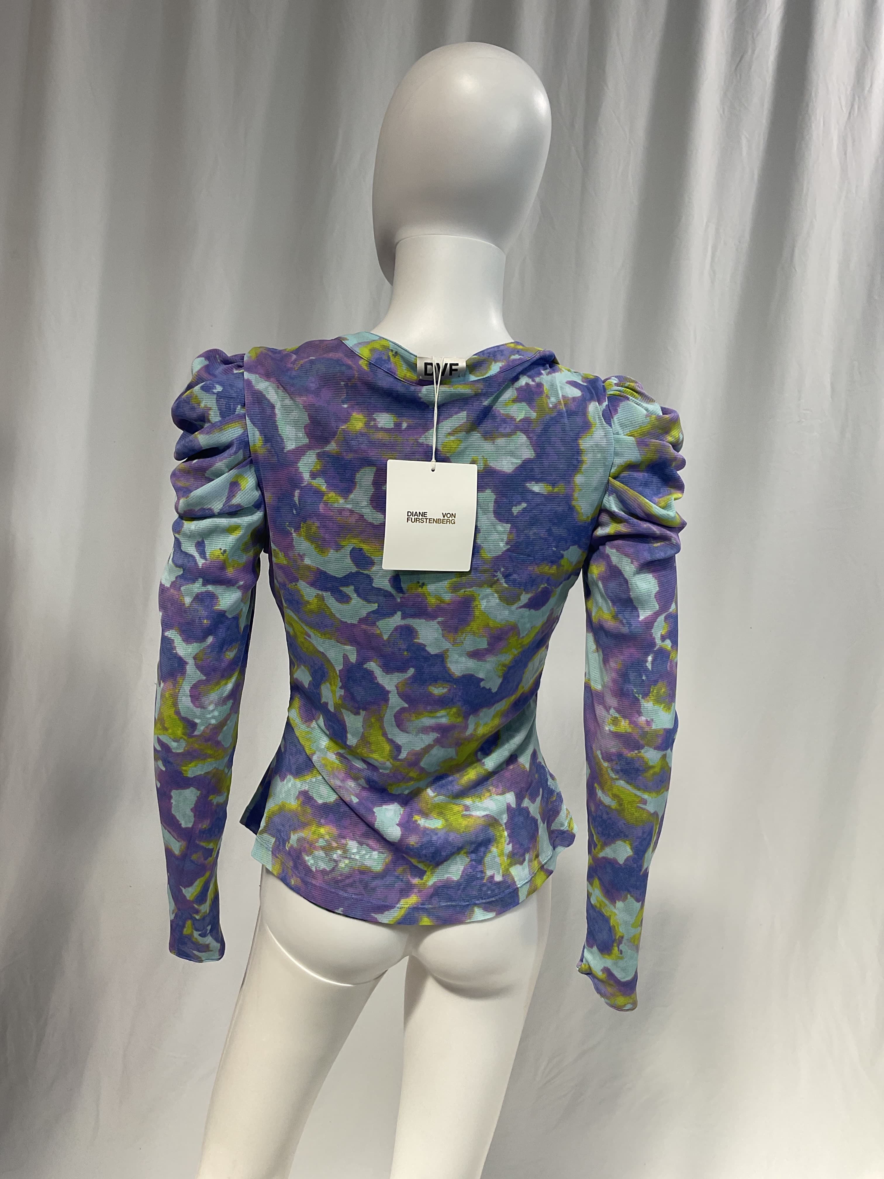 Gladys Reversible Top In Clouds Orchid & Scribble Garden - Image 3