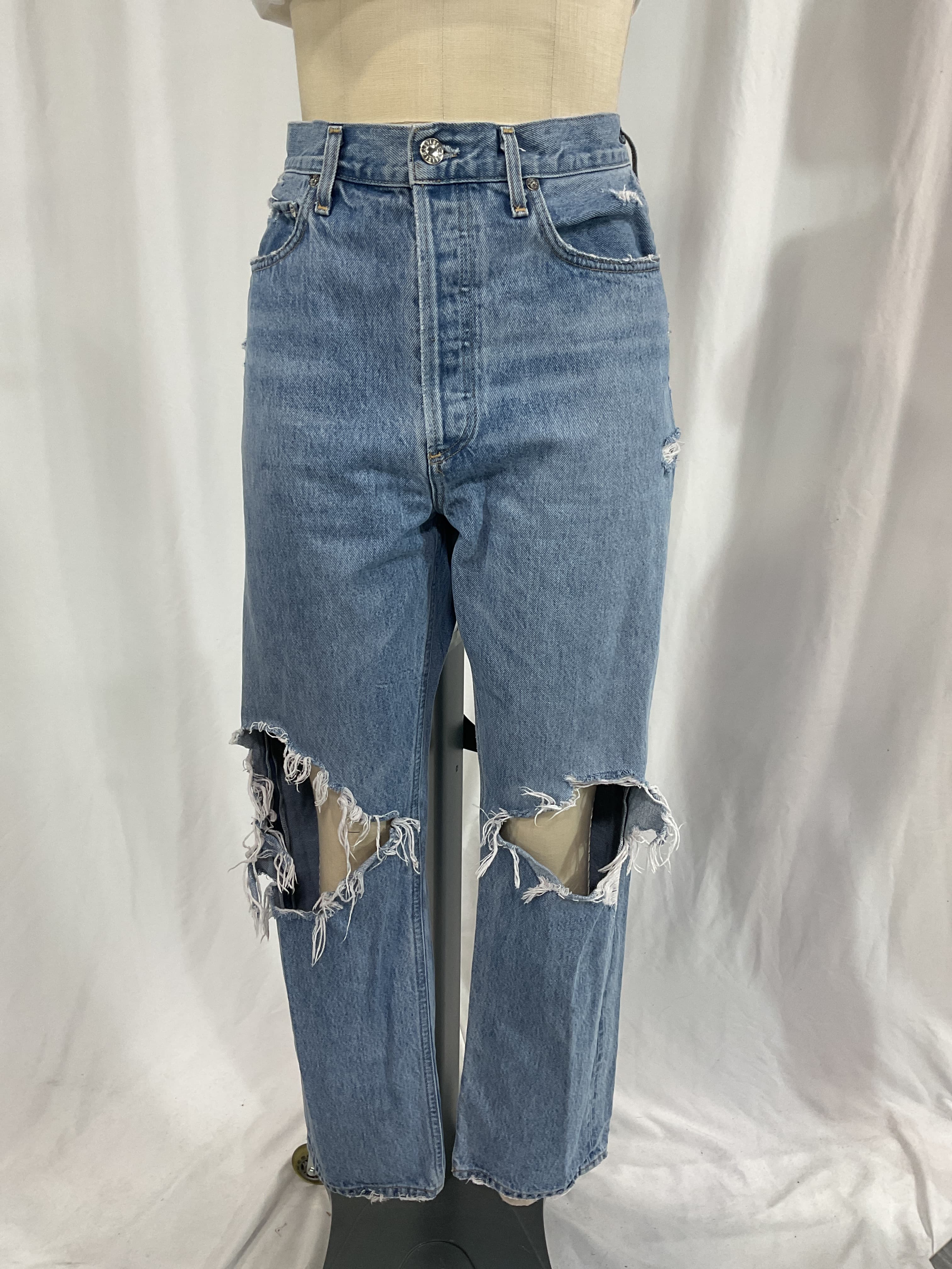 90's Mid Rise Loose Fit In Fall Out - Image 3