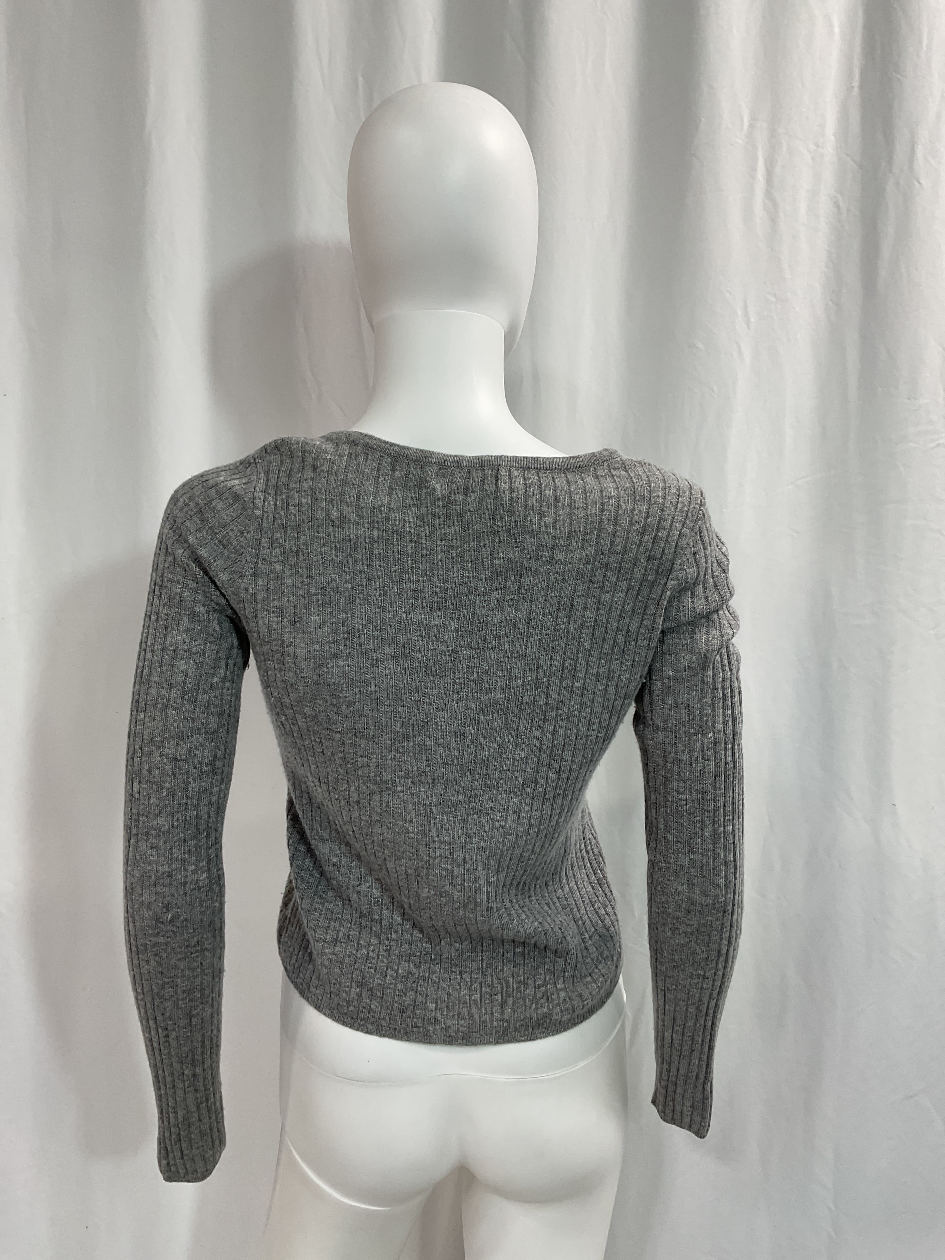 Baxter Cardigan In Grey - Image 4
