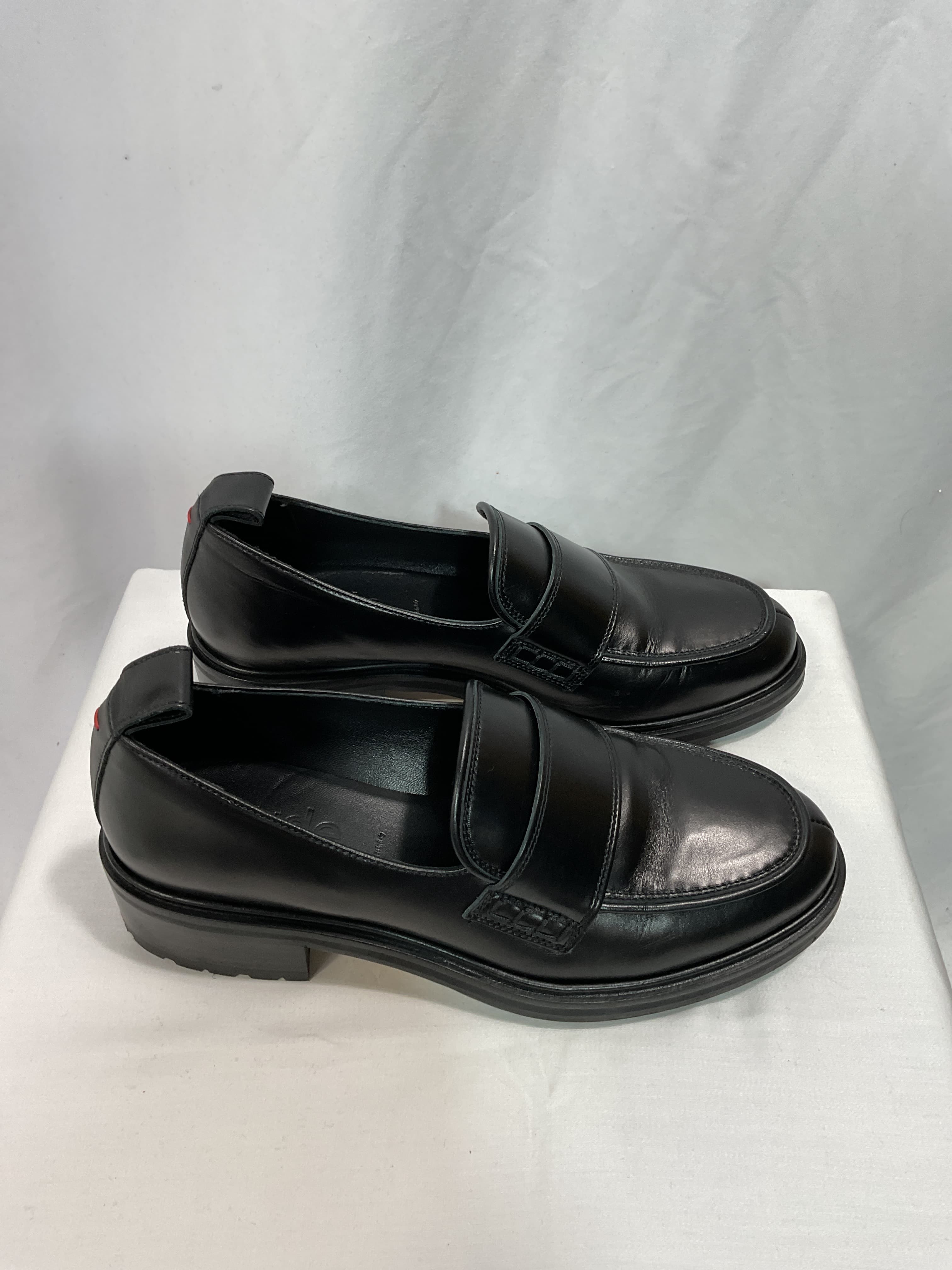 Ruth Loafers - Image 3