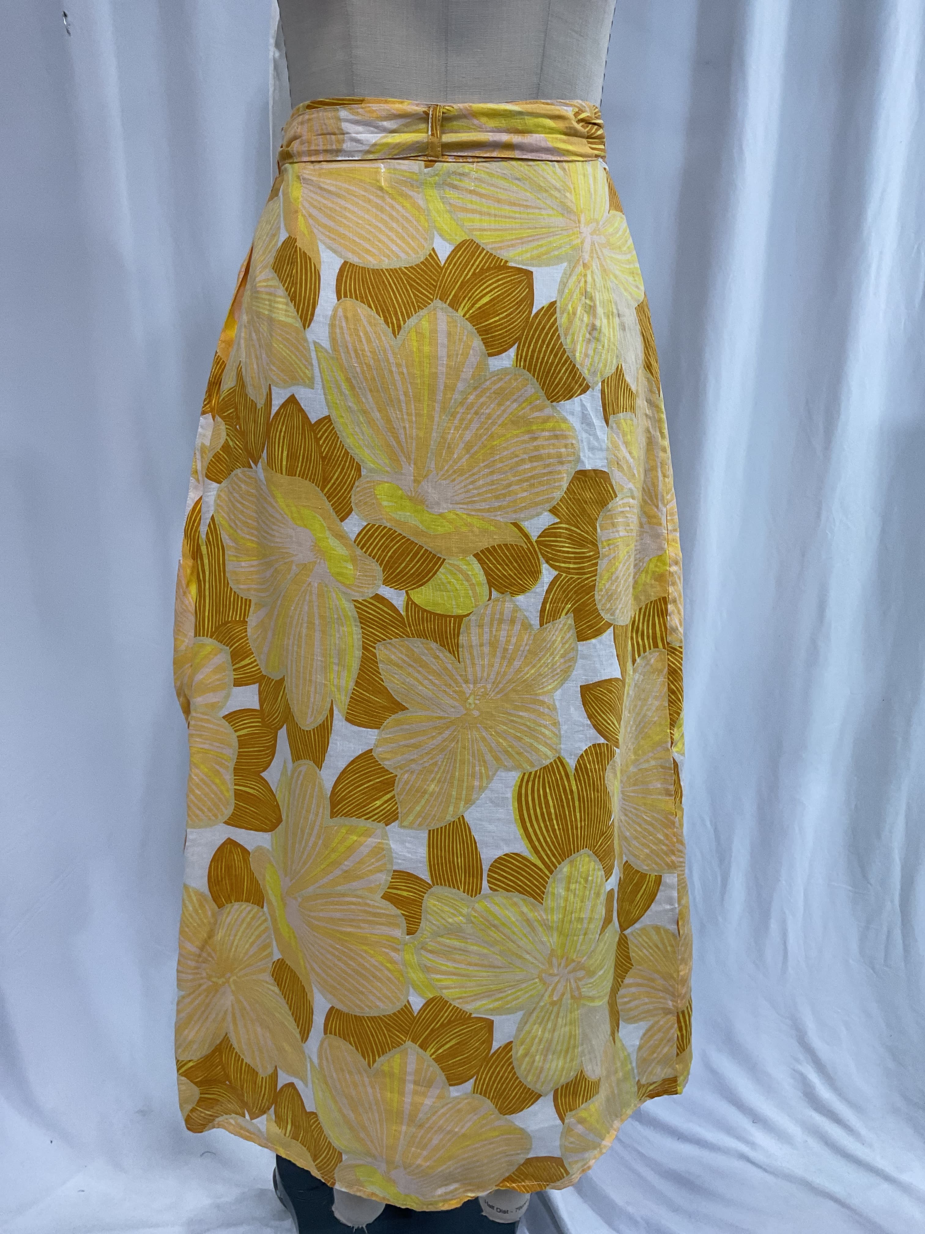 Casitas Wrap Skirt - Image 3