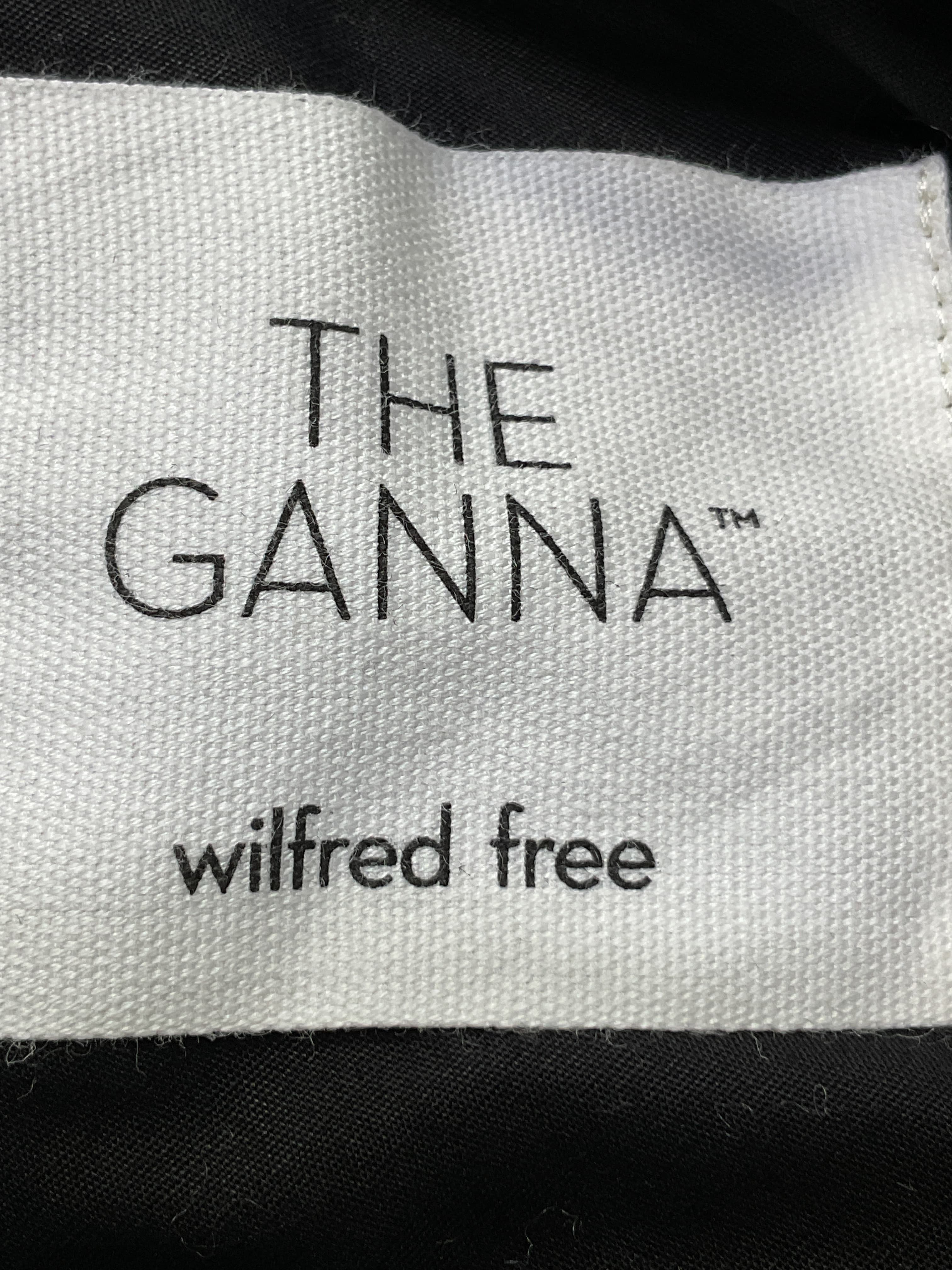 The Ganna Shirt Jacket - Image 3