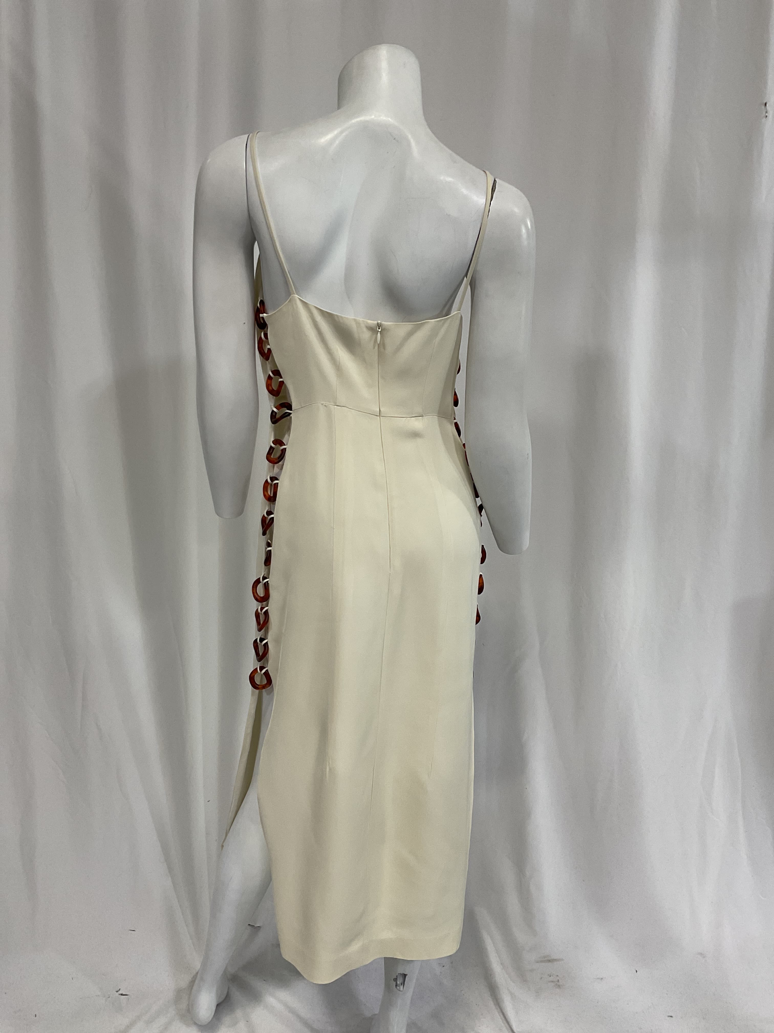 Link Detail Dress In Cool White - Image 3