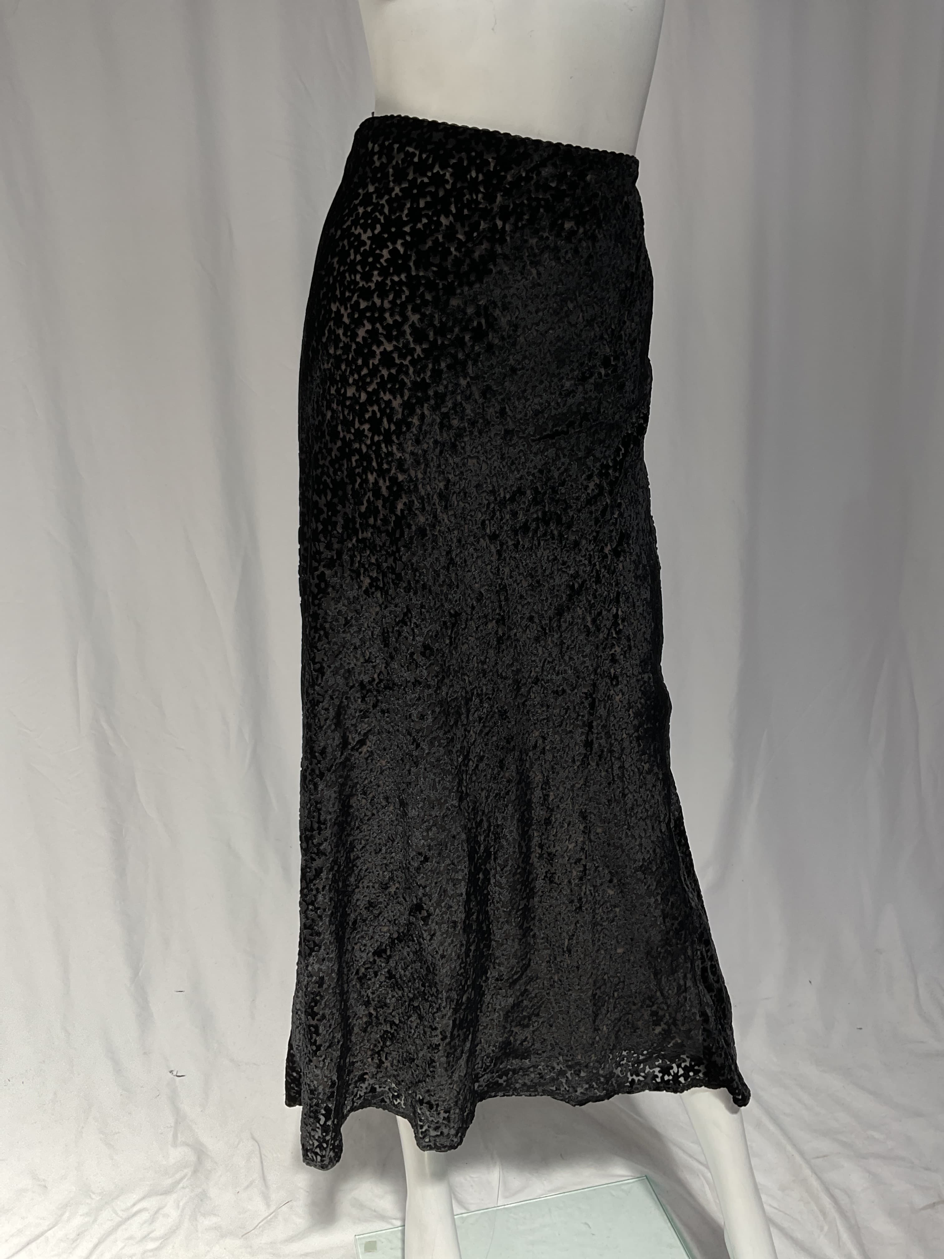 Layla Velvet Skirt - Image 2