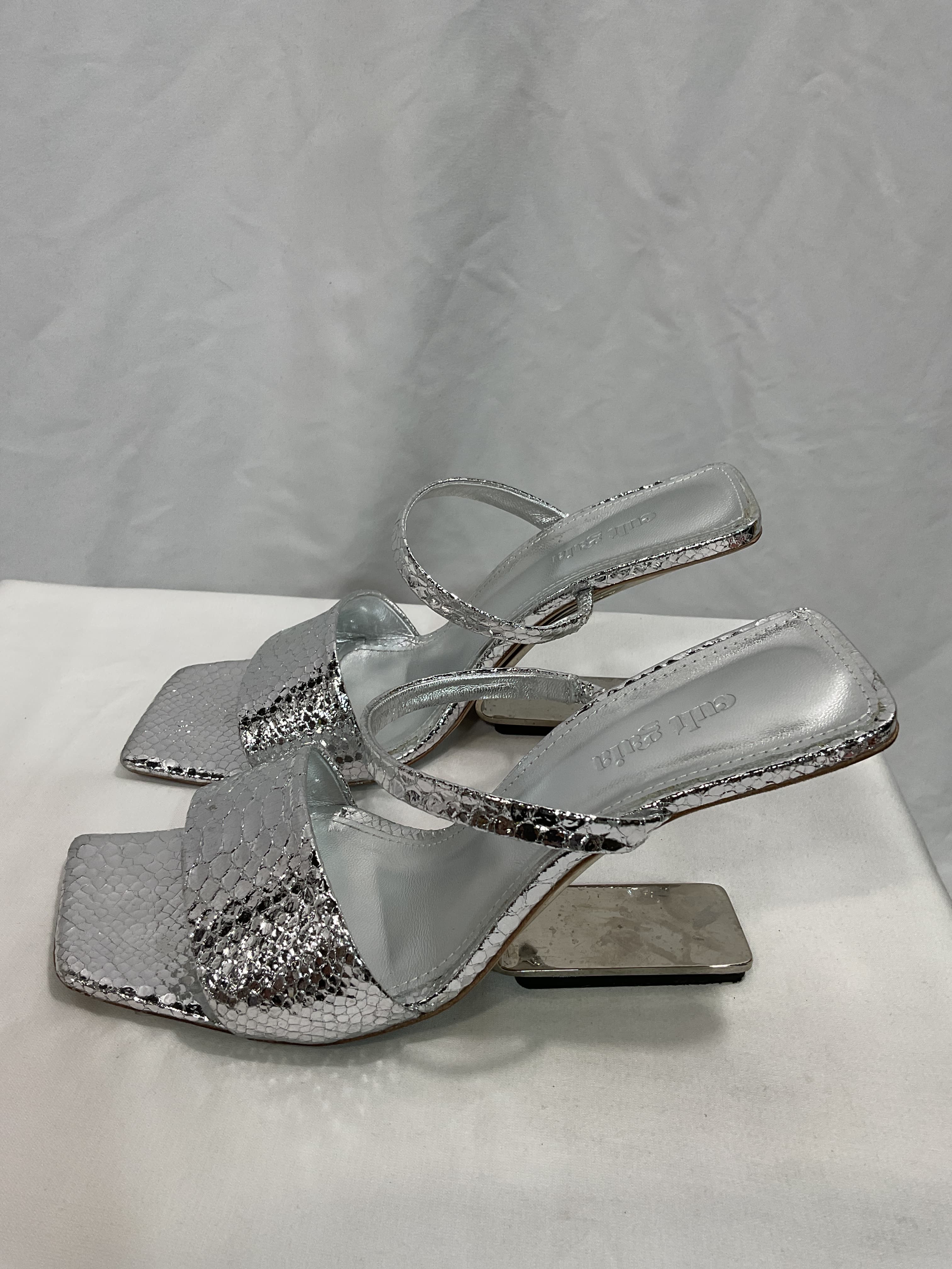 Rene Sandal - Image 3