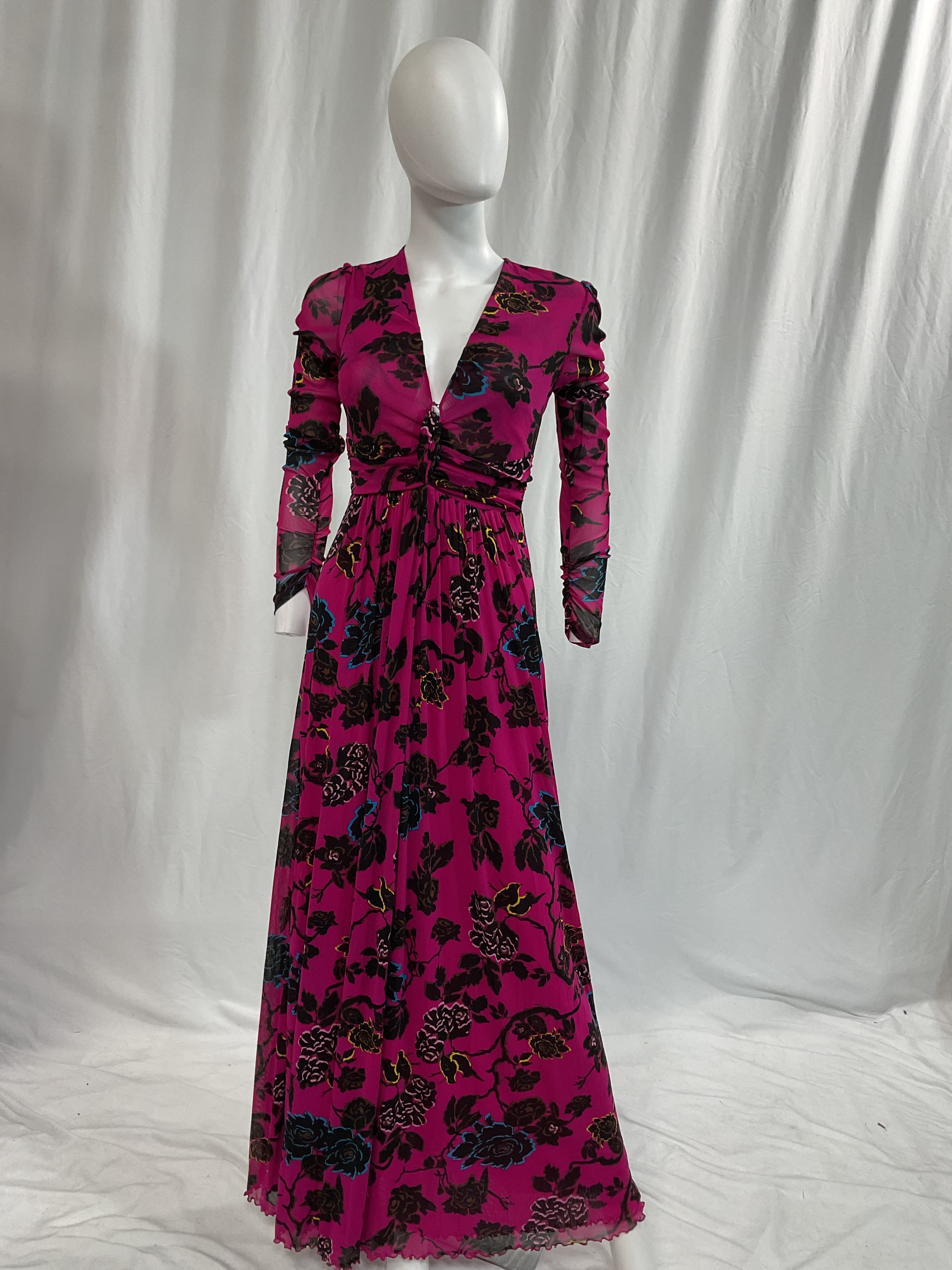 Anne Dress In China Vine Poison Pink - Image 4