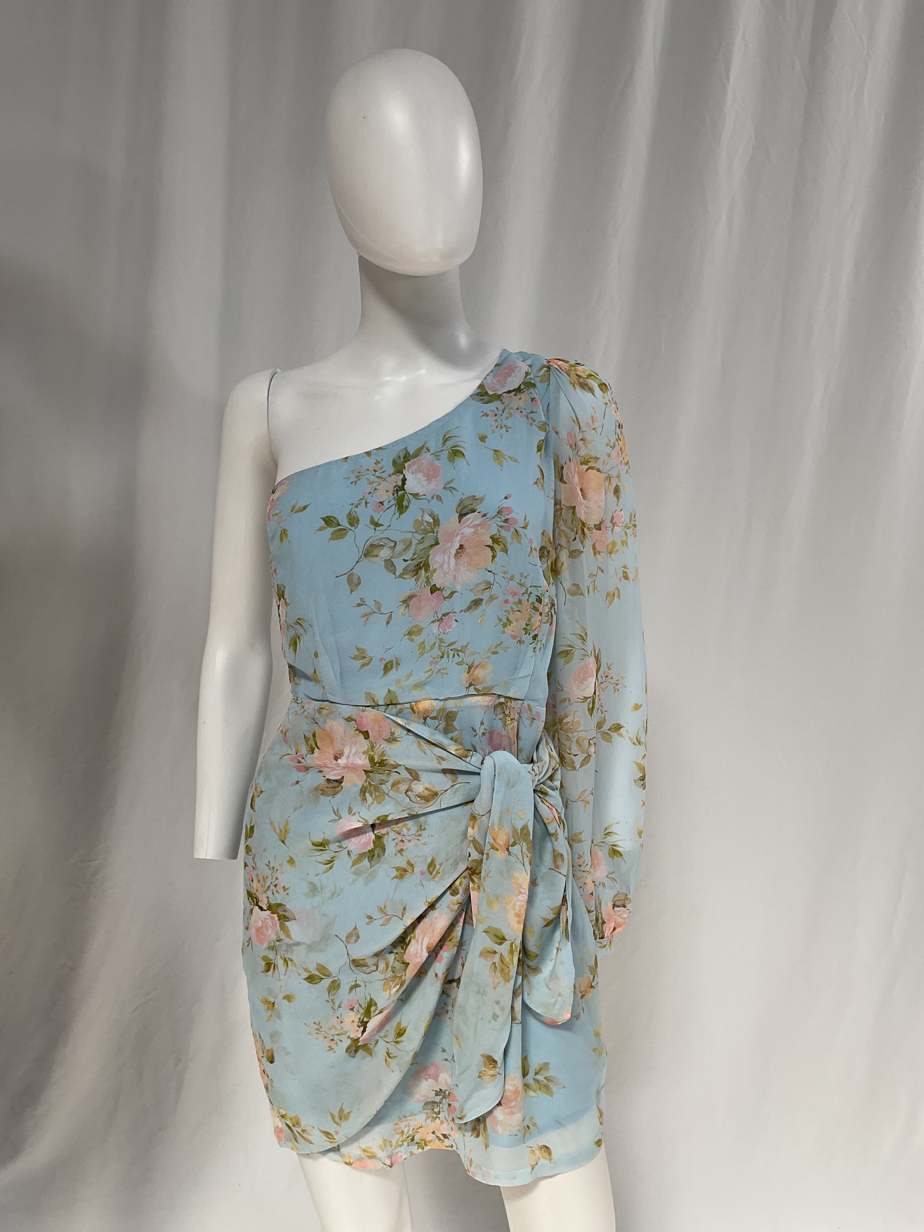 Studio 54 Dress In Flirty Floral Chambray - Image 2
