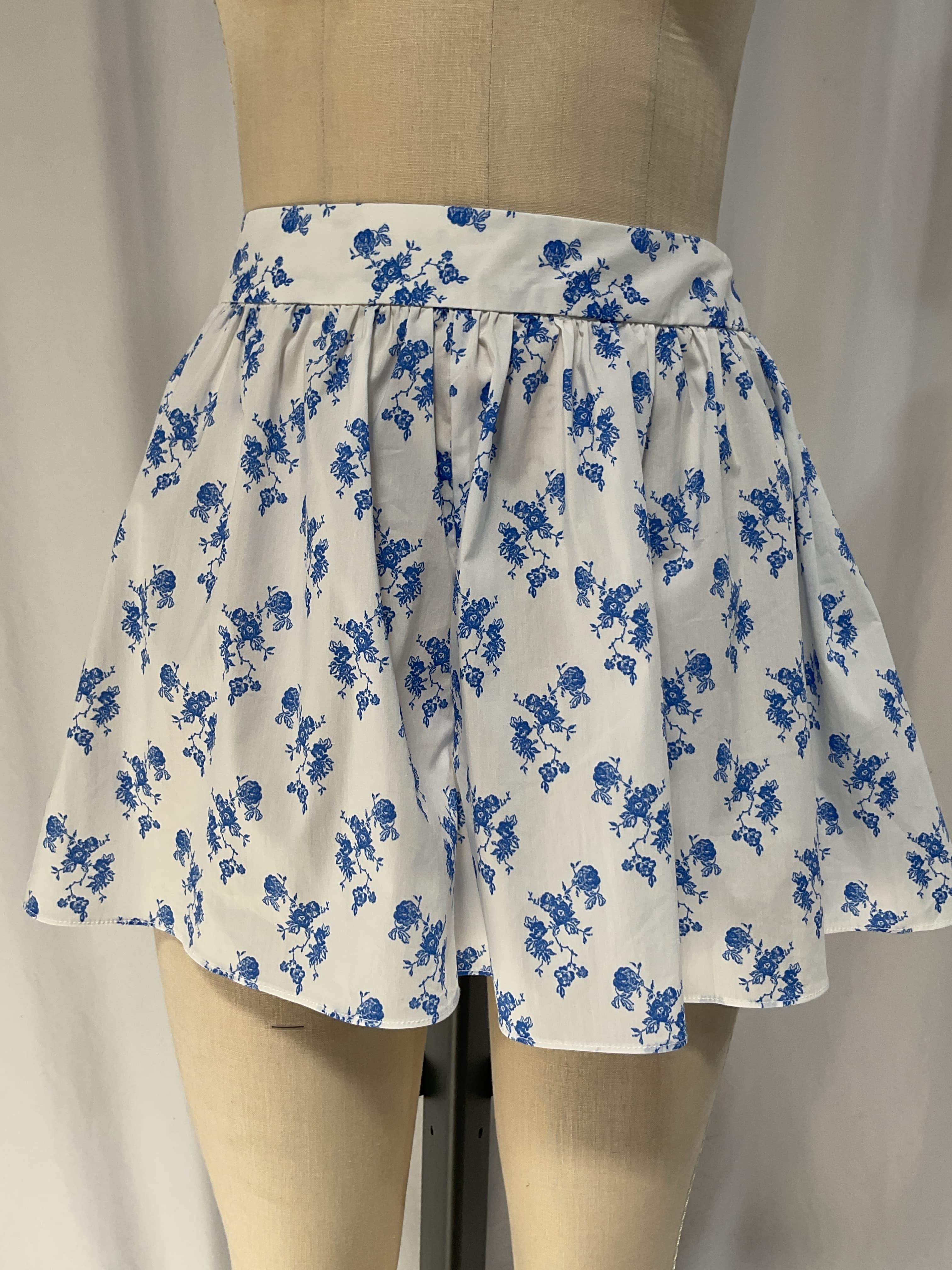 Teagen Floral-Print Cotton-Blend Poplin Shorts - Image 2