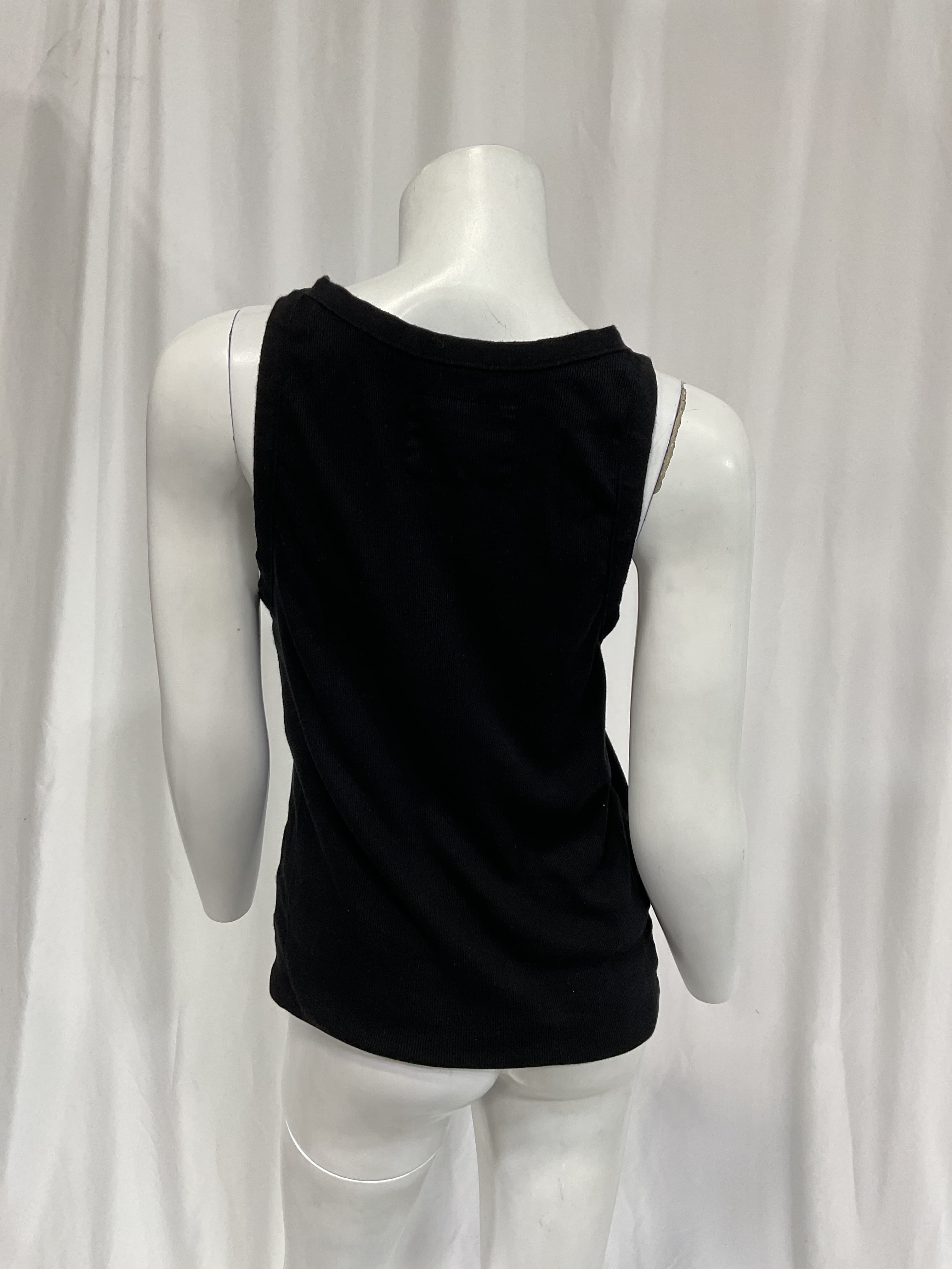 Scoop Neck Sleeveless Top - Image 2