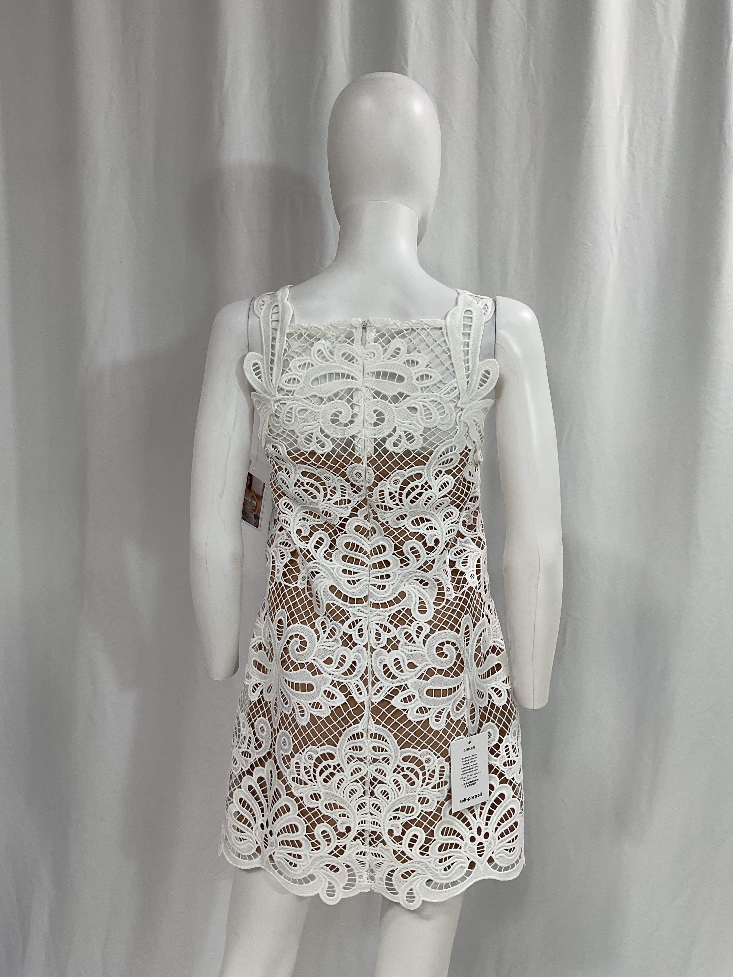 Guipure Lace Mini Dress - Image 2