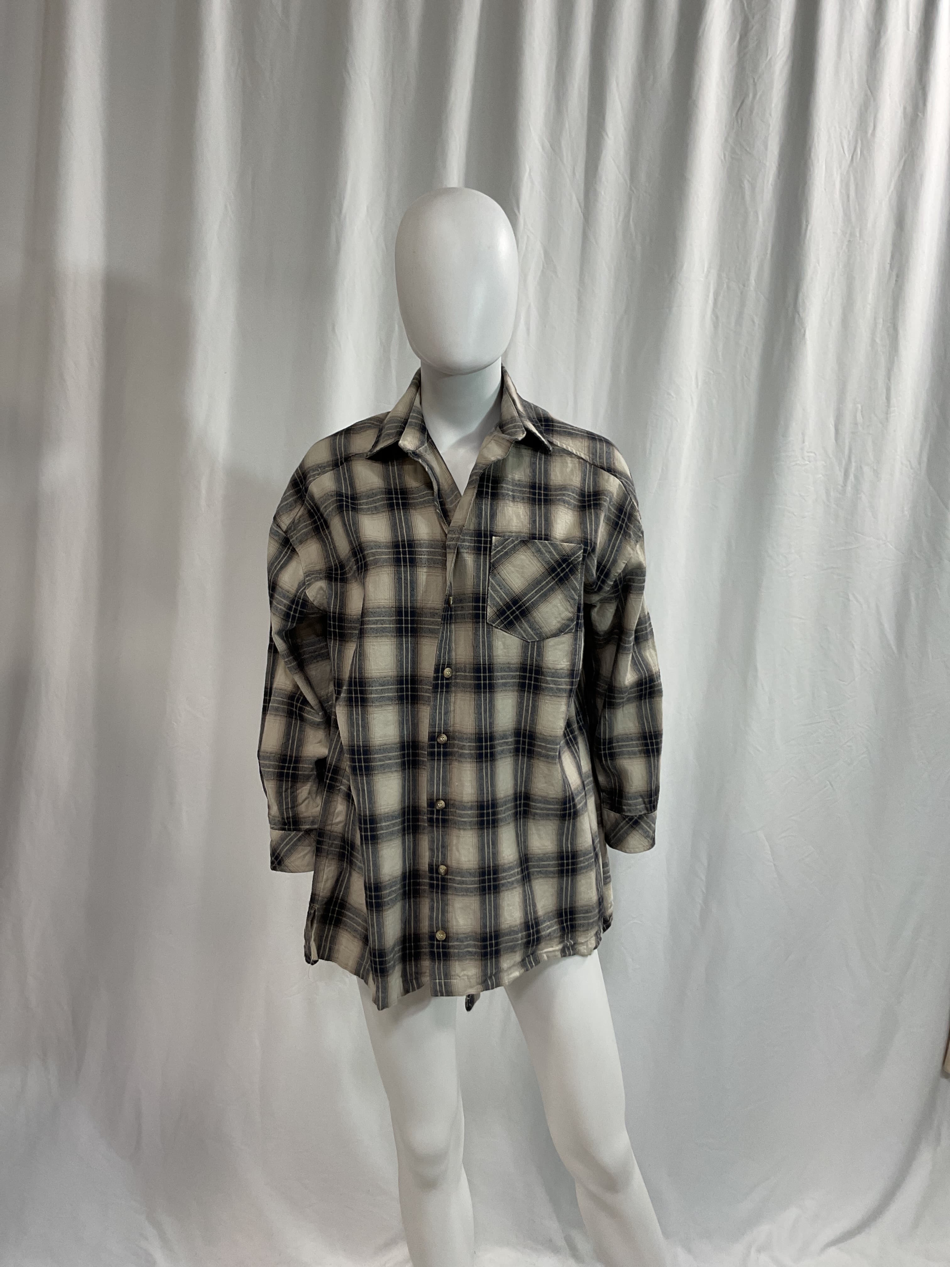 Gela Oversized Top - Image 3