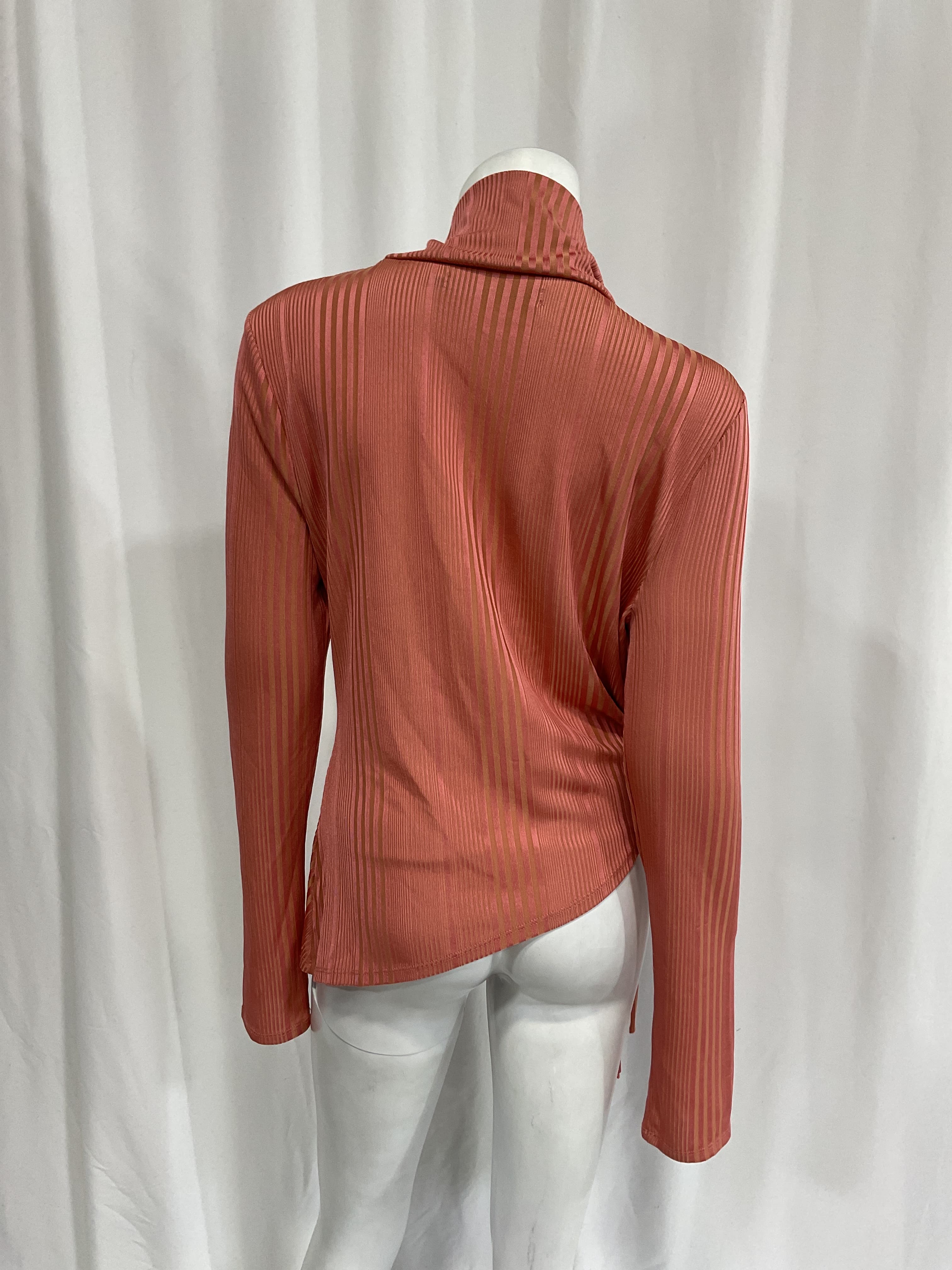 X Revolve Sanda Top - Image 3