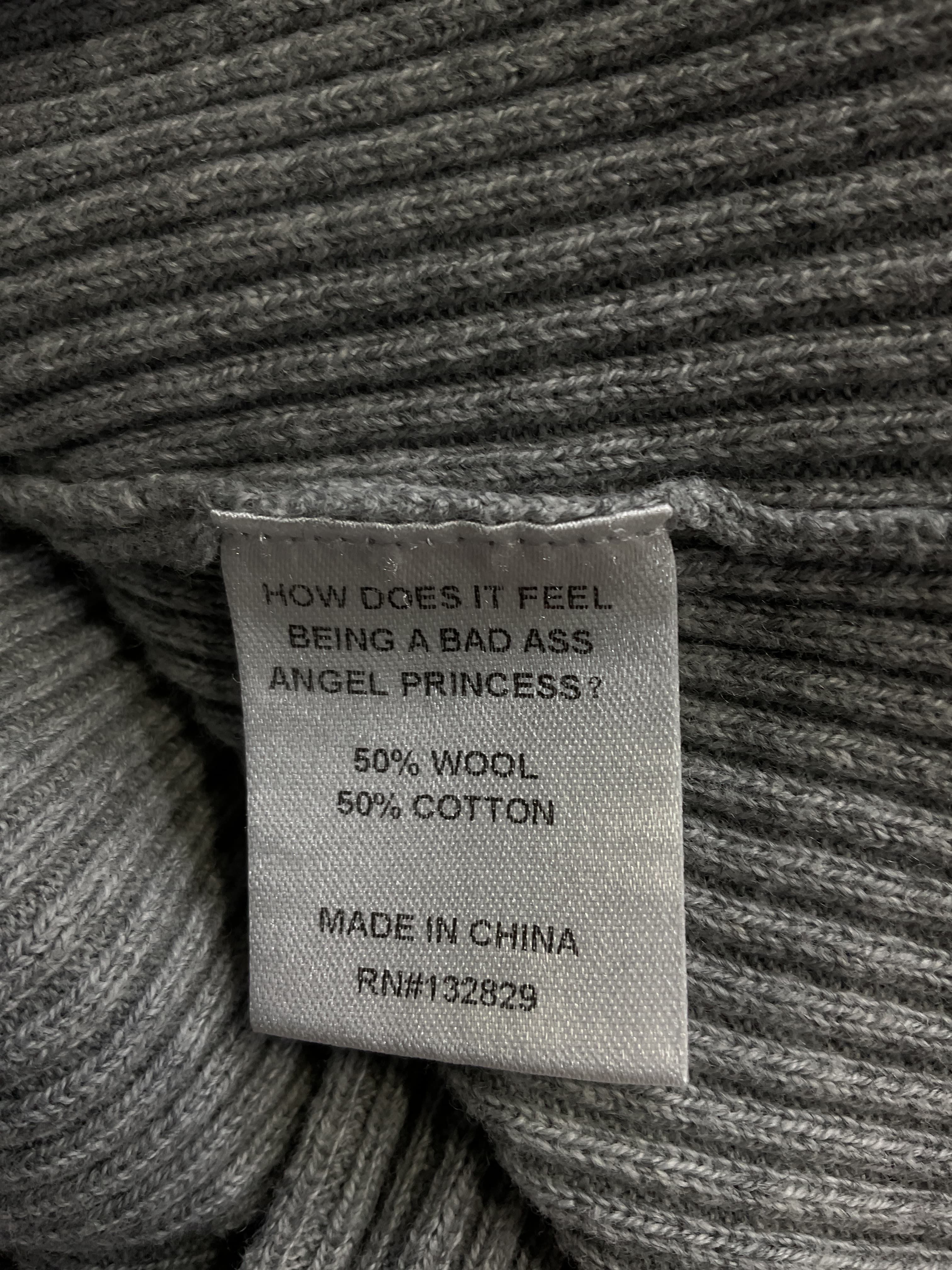 Salmah Dress With Detachable Shawl In Heather Grey - Image 4