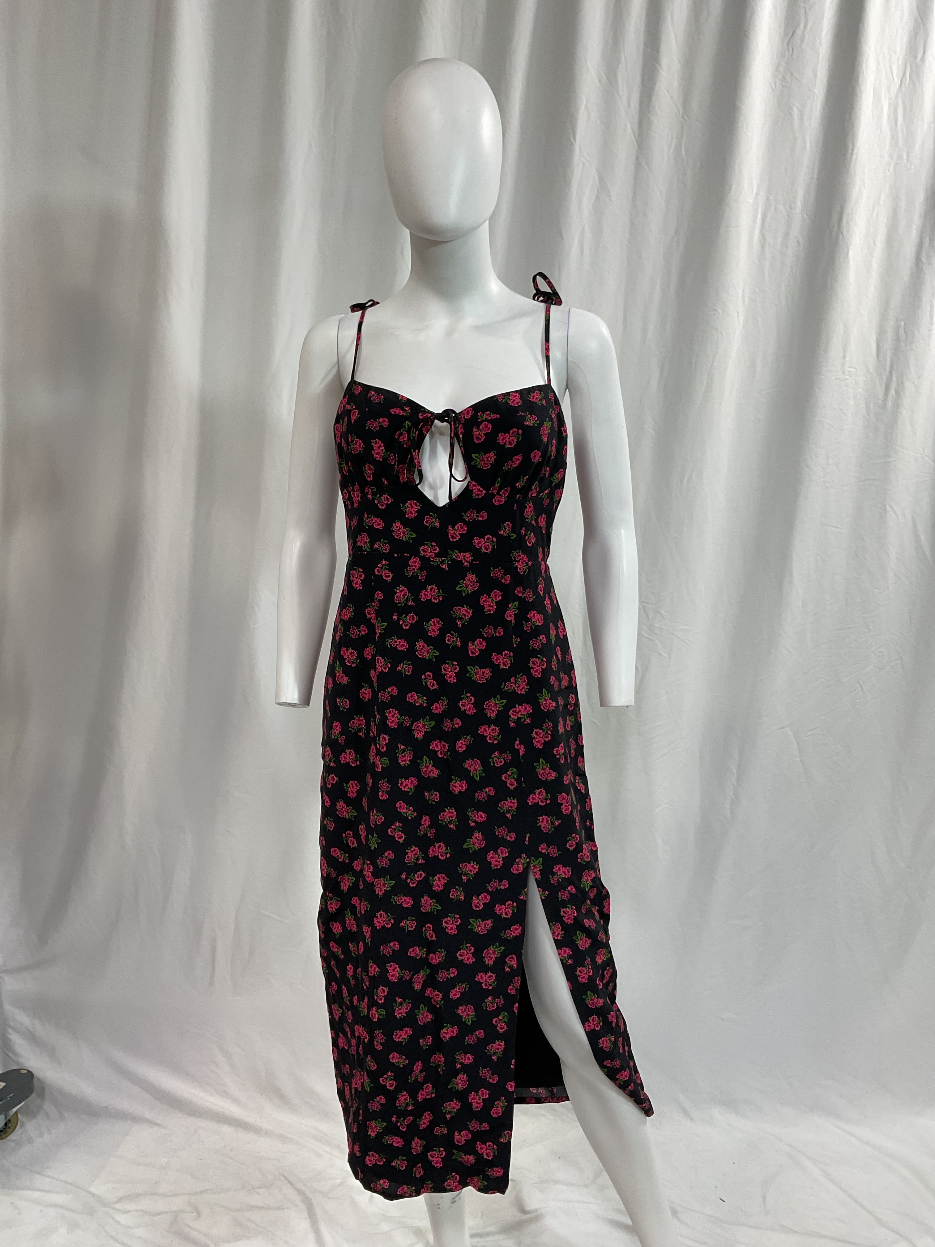 Roxbury Midi Dress In Vivi Floral - Image 3