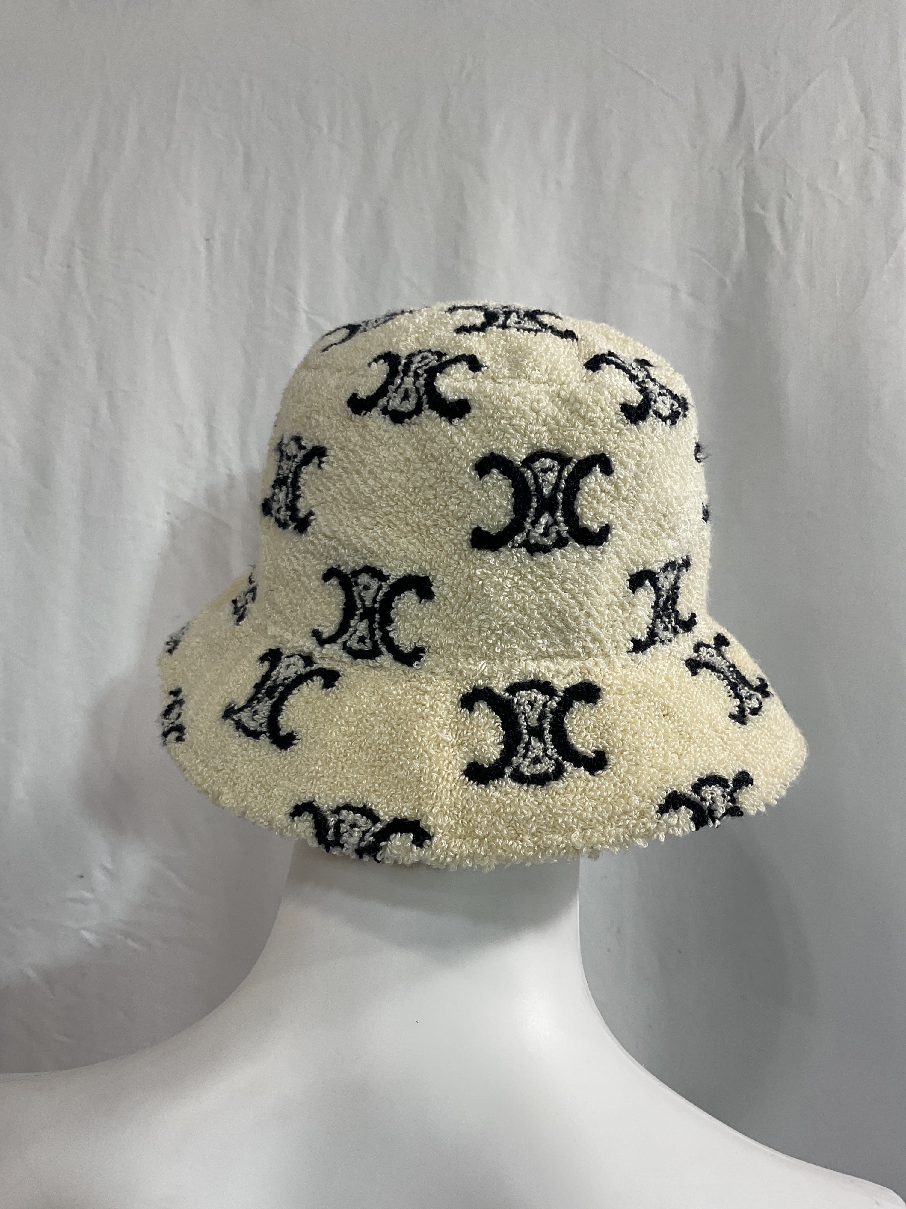 Terry Cloth Bucket Hat With All-Over Triomphe Motif - Image 2