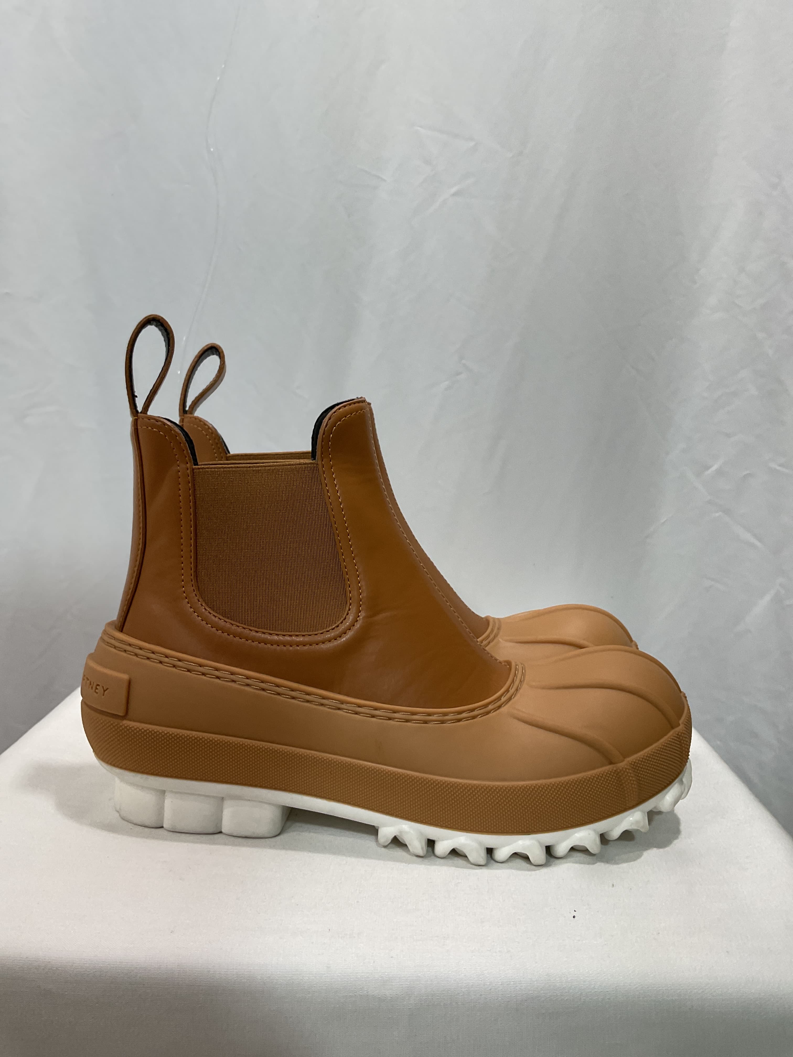 Stella Mccartneychain Sole Ankle Boots In Cuoio - Image 4