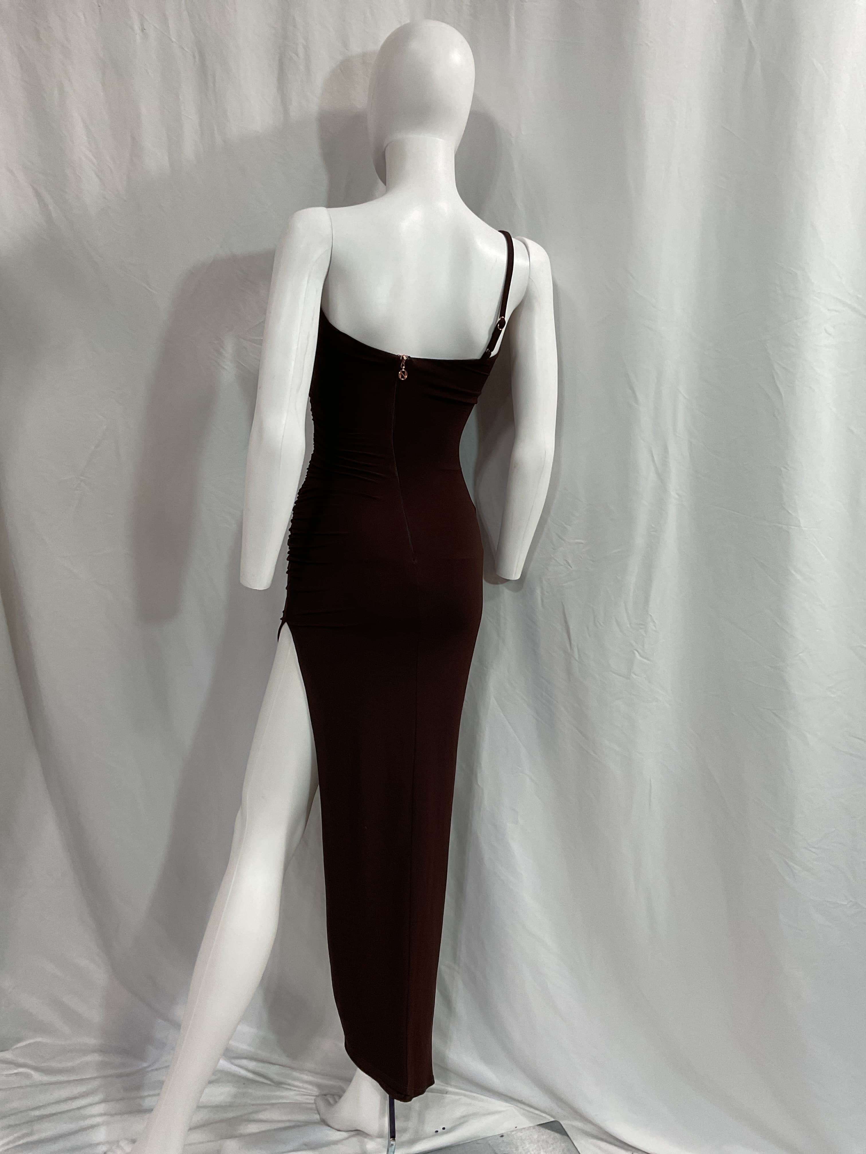 Aria One Shoulder Gown - Image 2