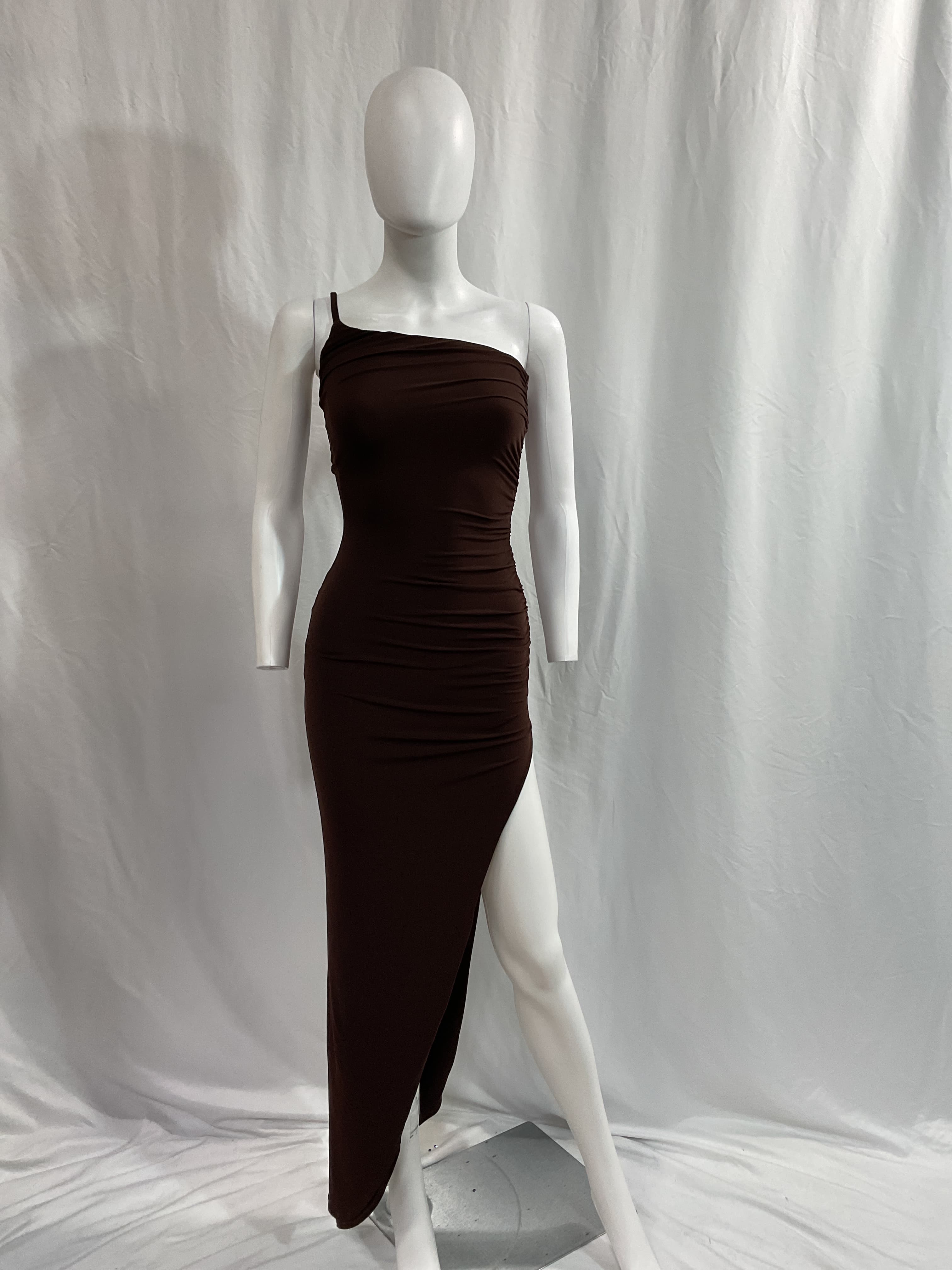 Aria One Shoulder Gown - Image 4