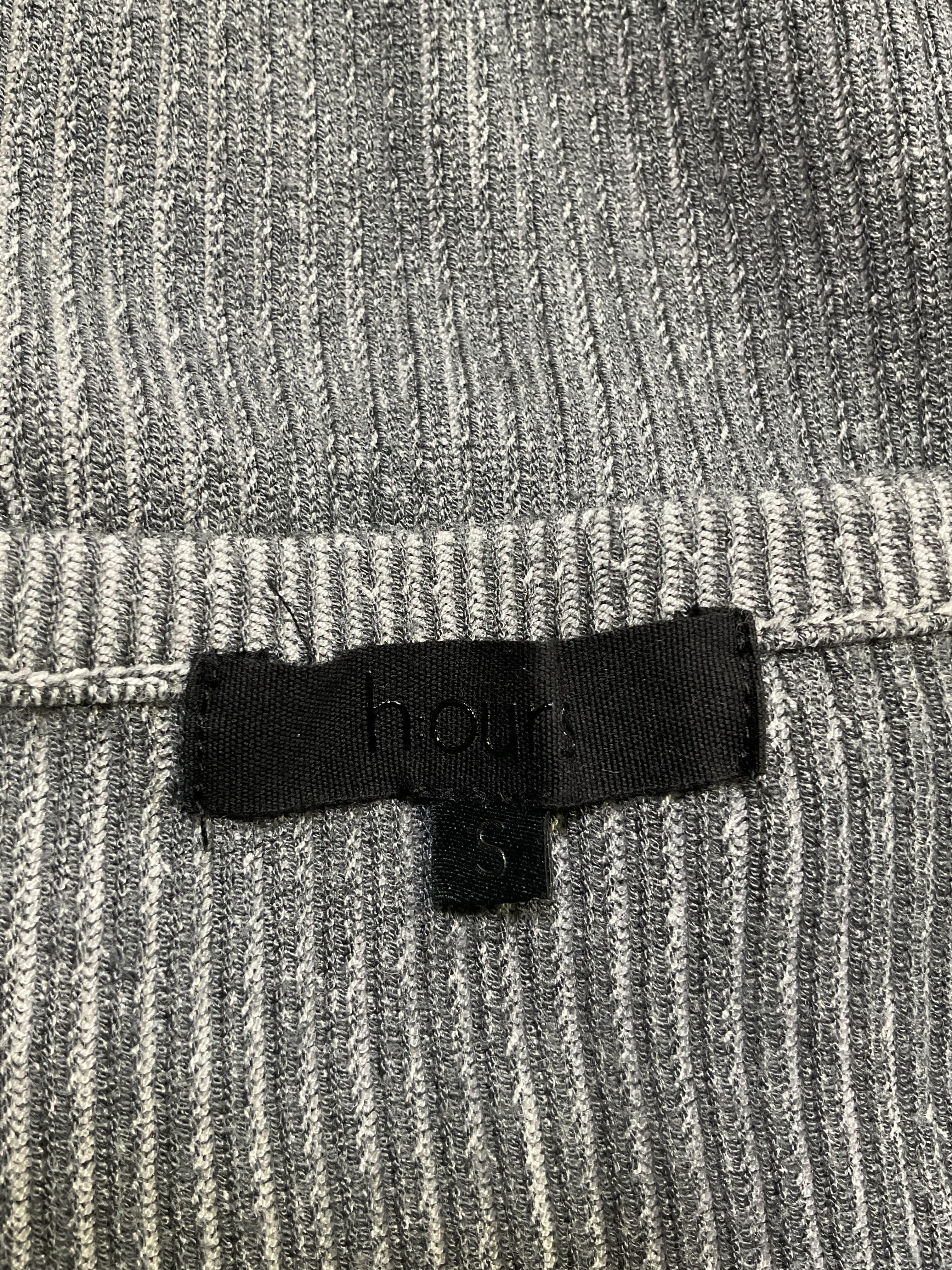 Alma Top In Charcoal - Image 3