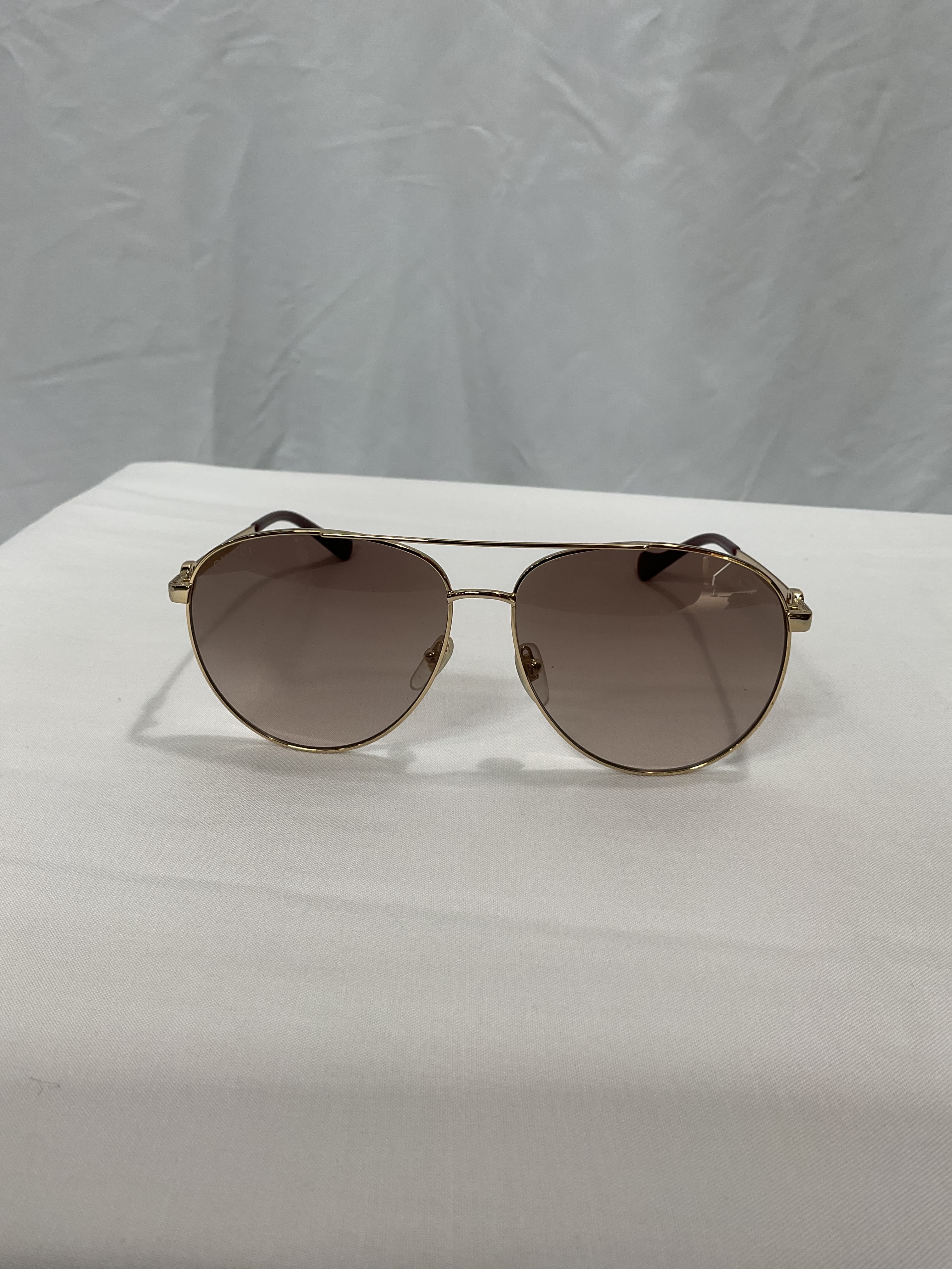 Aviator Sunglasses In Gold - Image 3