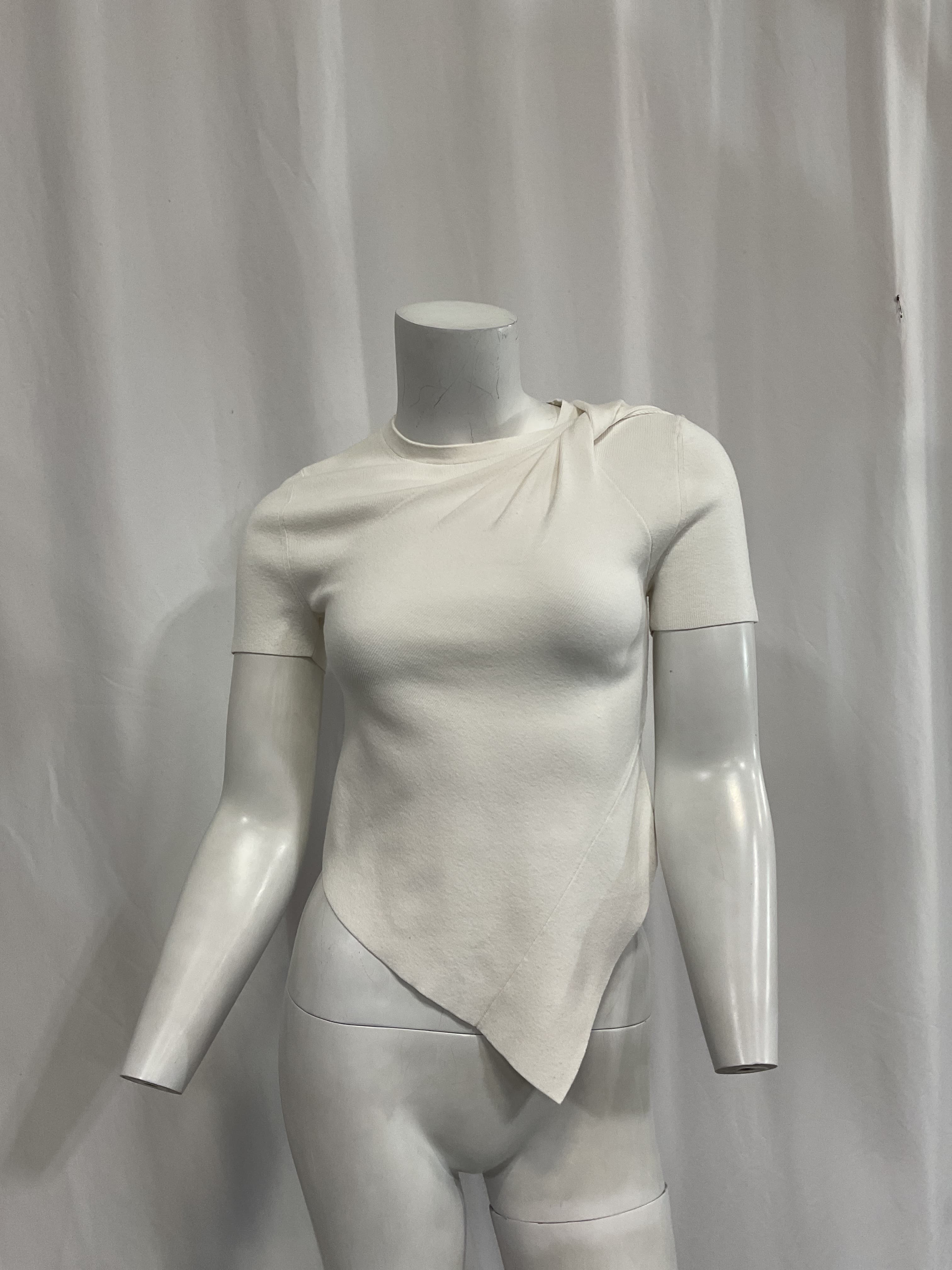Twist Crop Top In White - Image 3