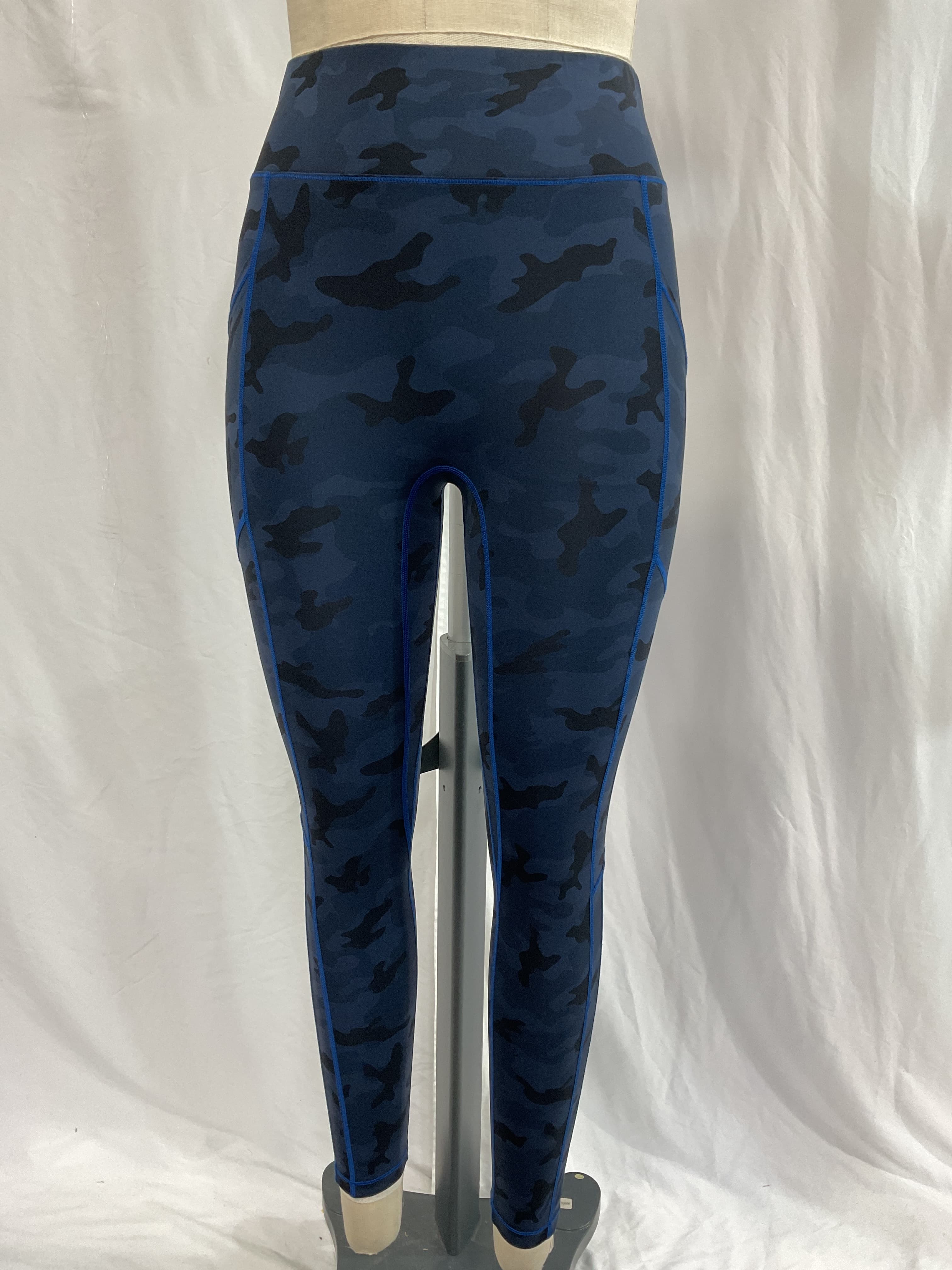 All Access High Waisted Center Stage Pocket Legging - Image 3