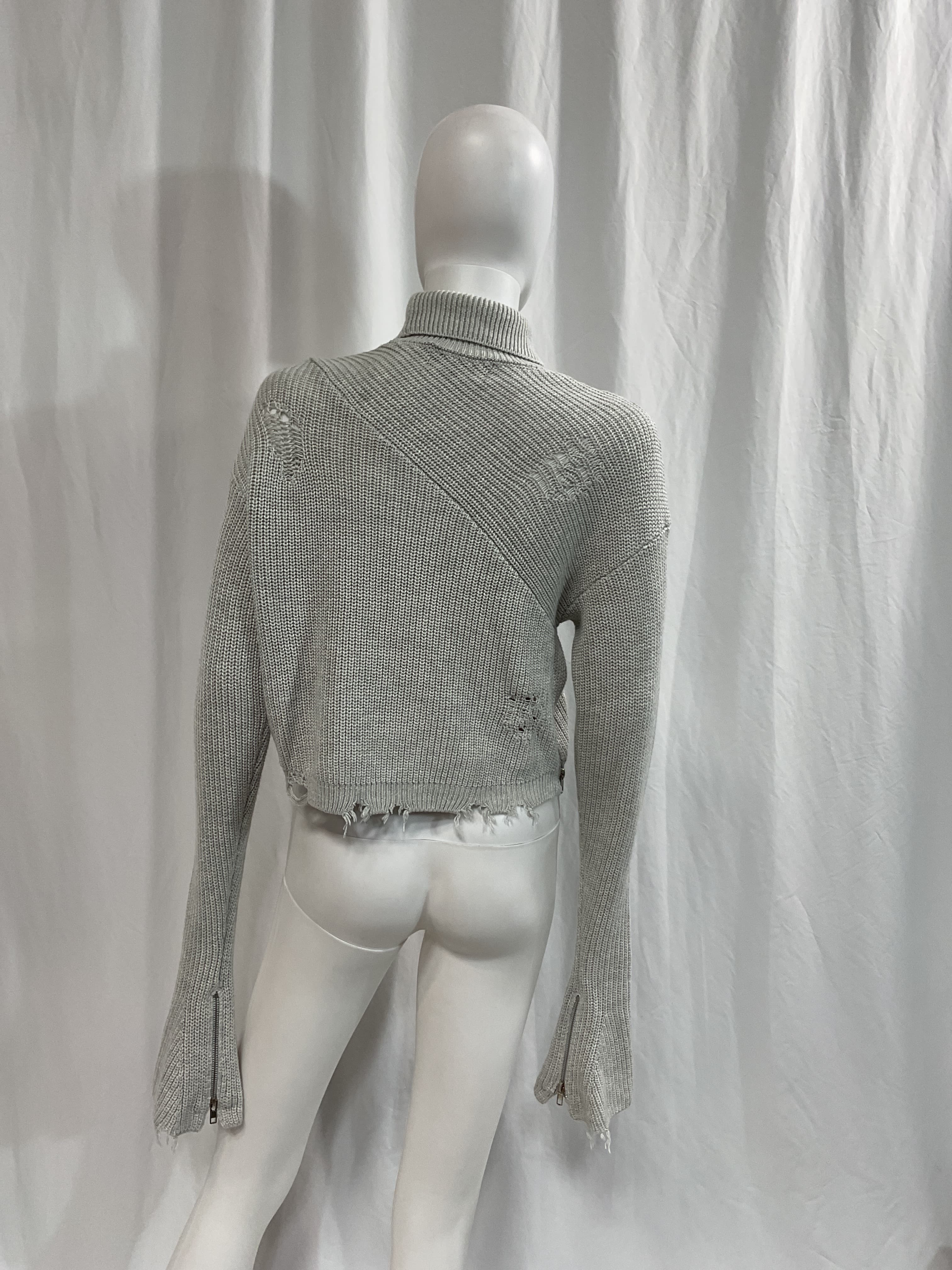 Fae Turtle Neck - Image 2