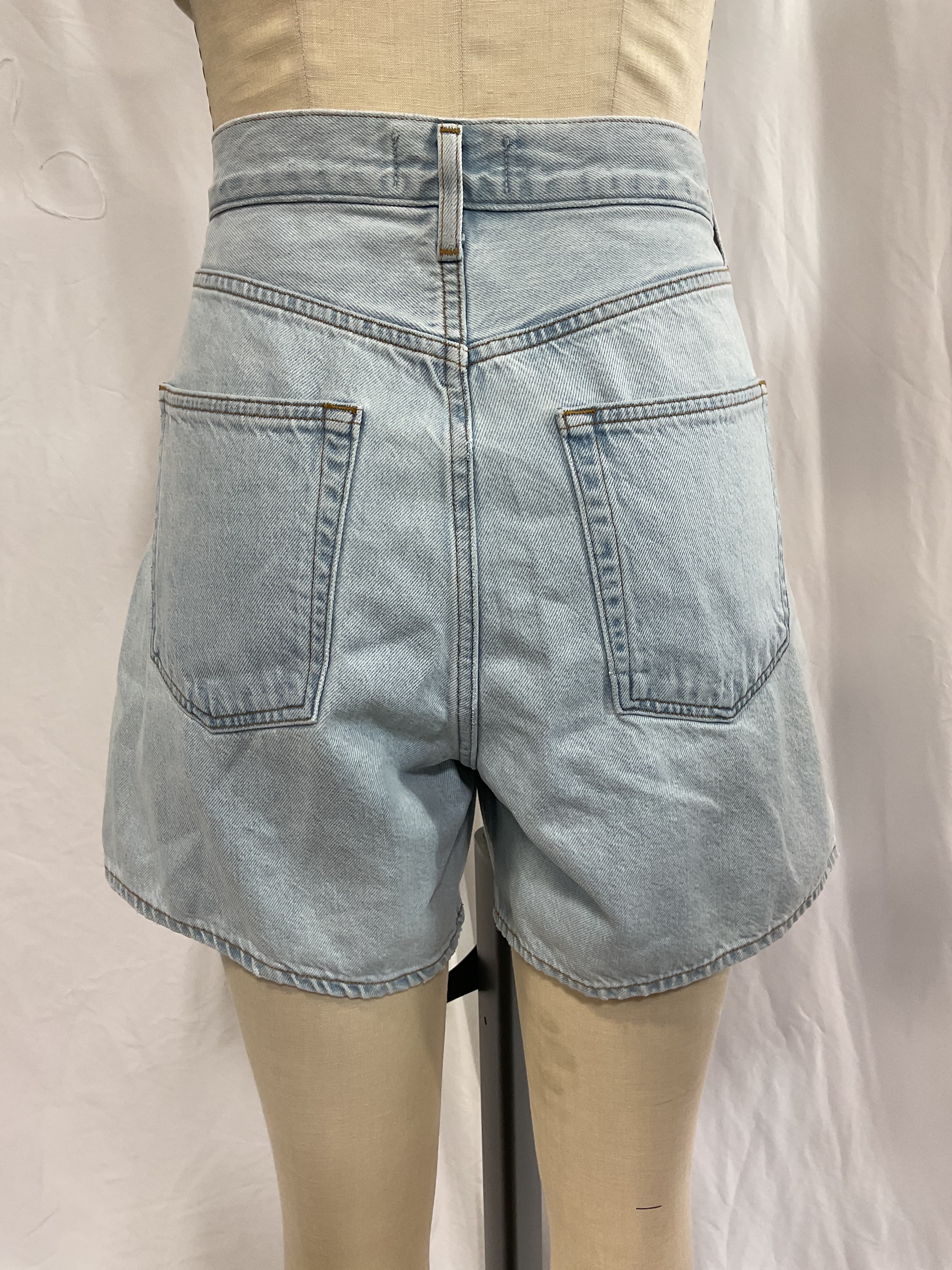Stella Short - Image 2