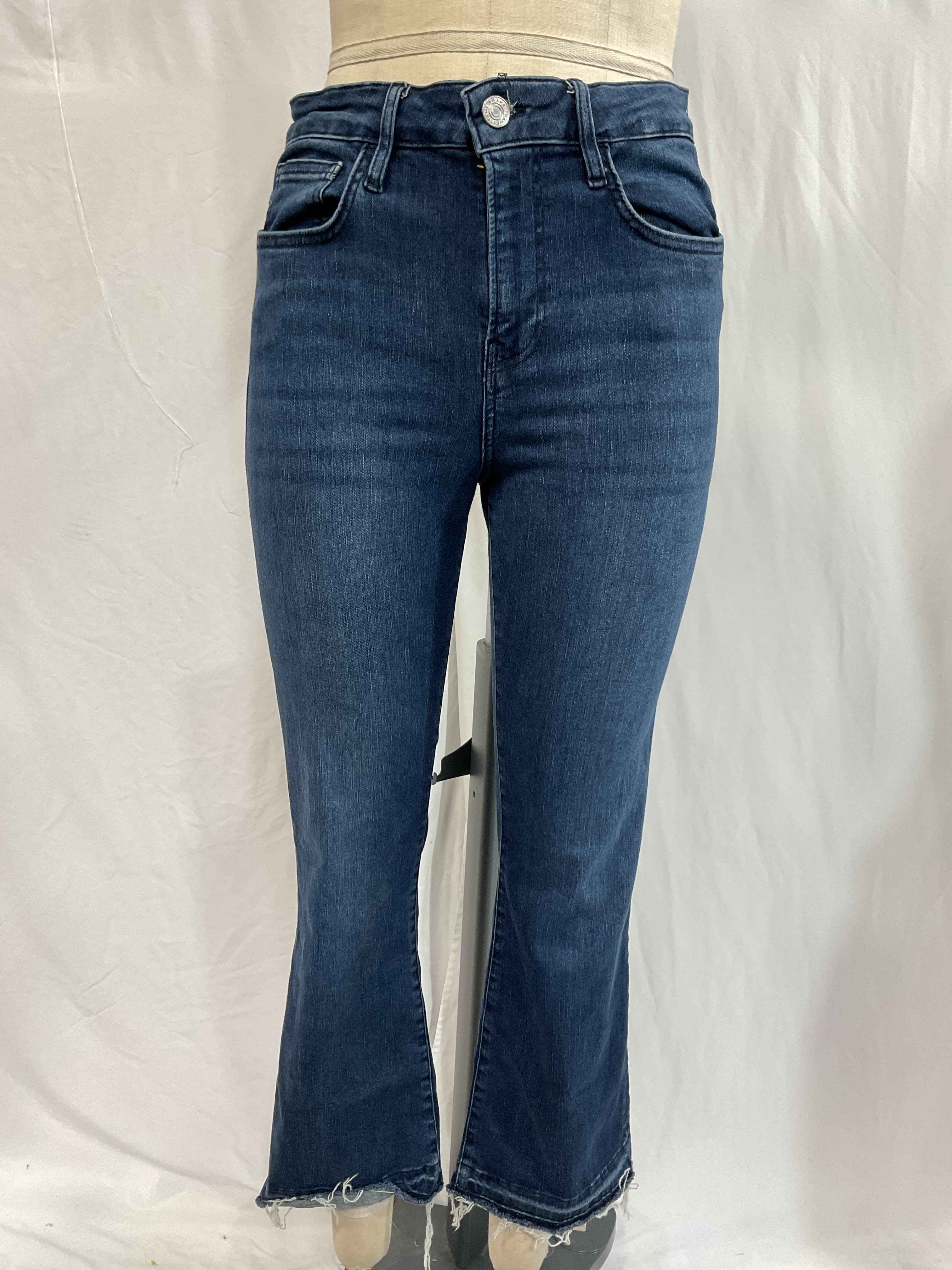 Le Crop Mini Bootcut Release Hem Jeans - Image 4