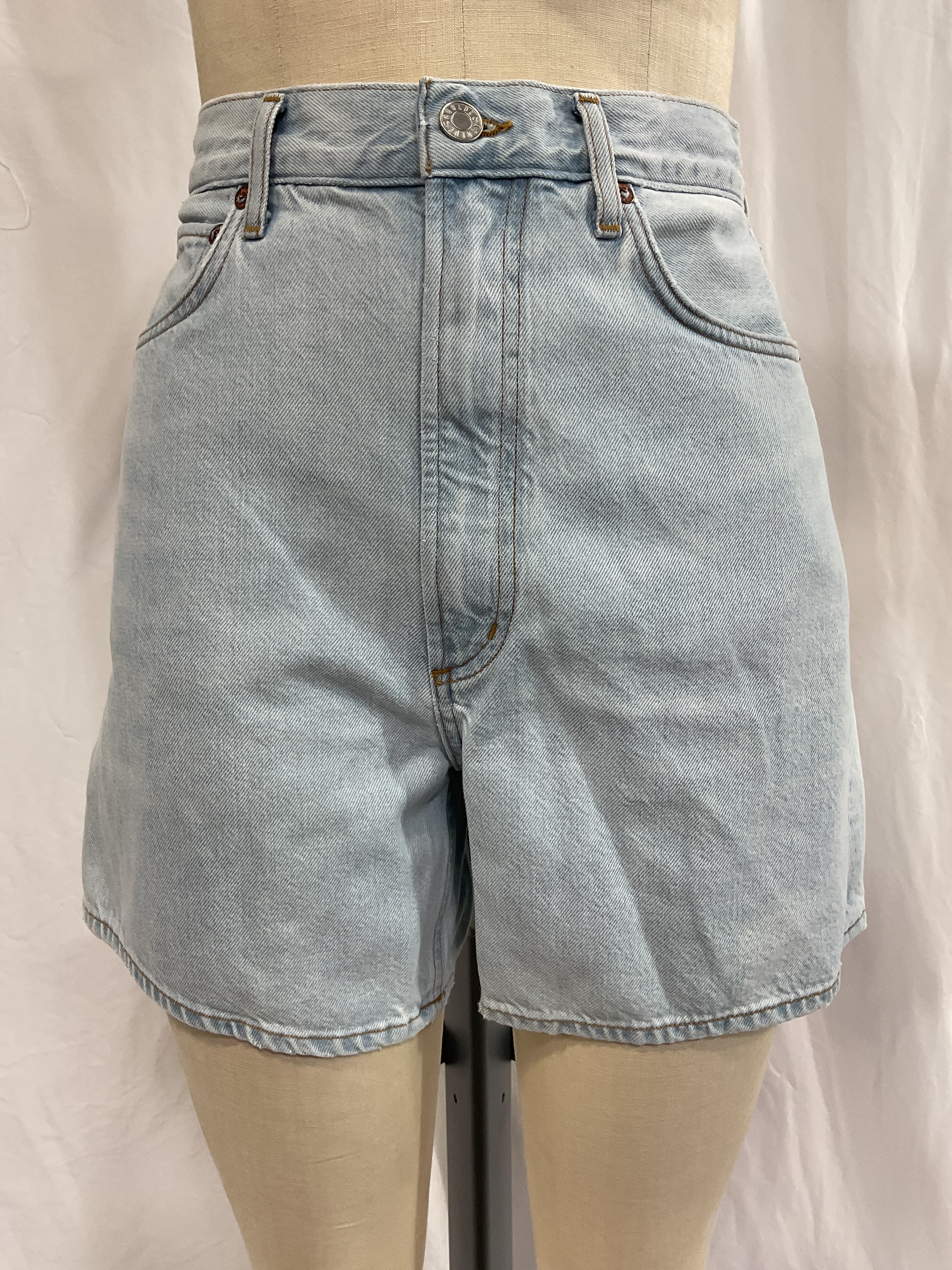 Stella Short - Image 4