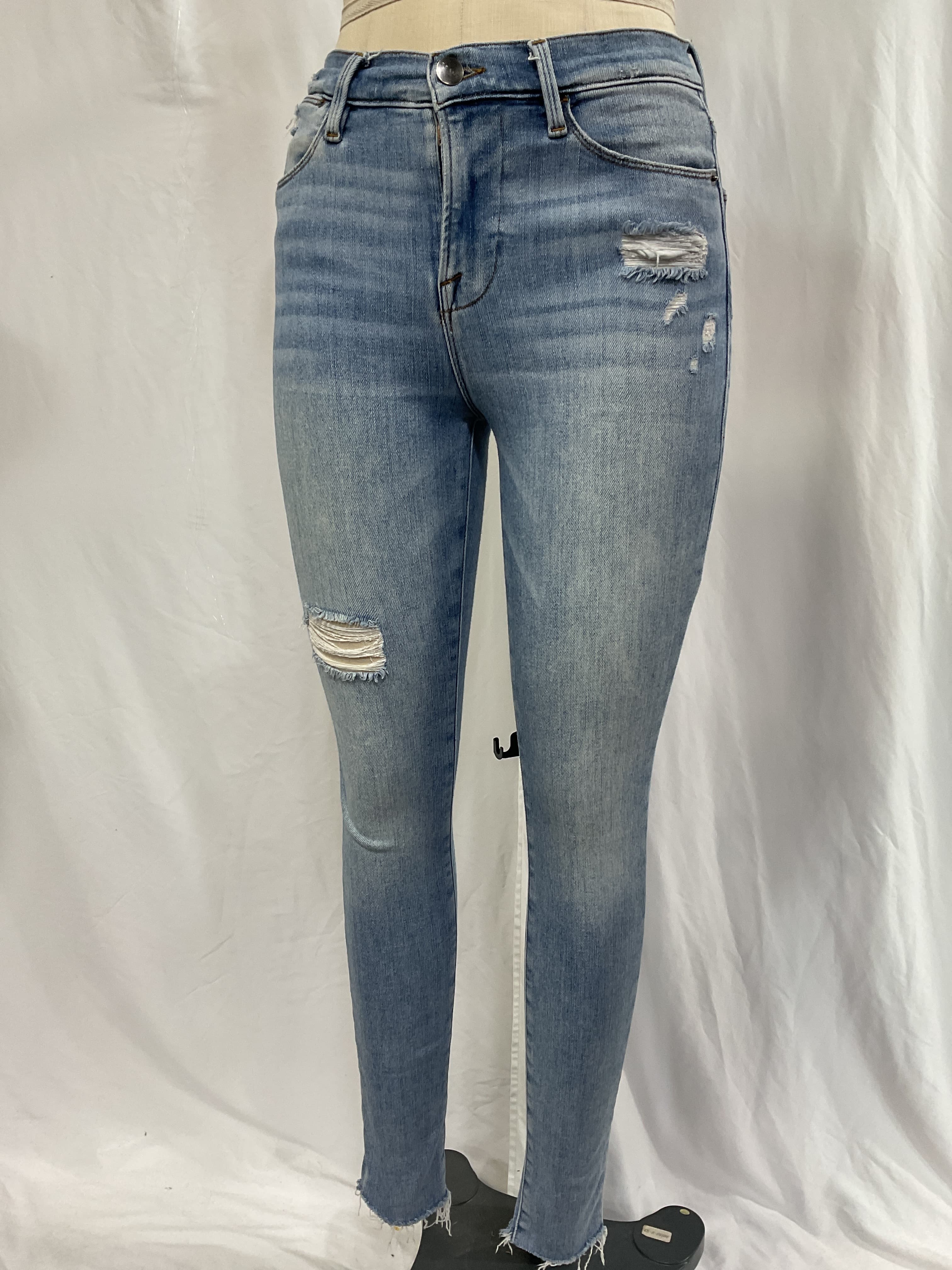 Le High Distressed Skinny Jeans - Image 2