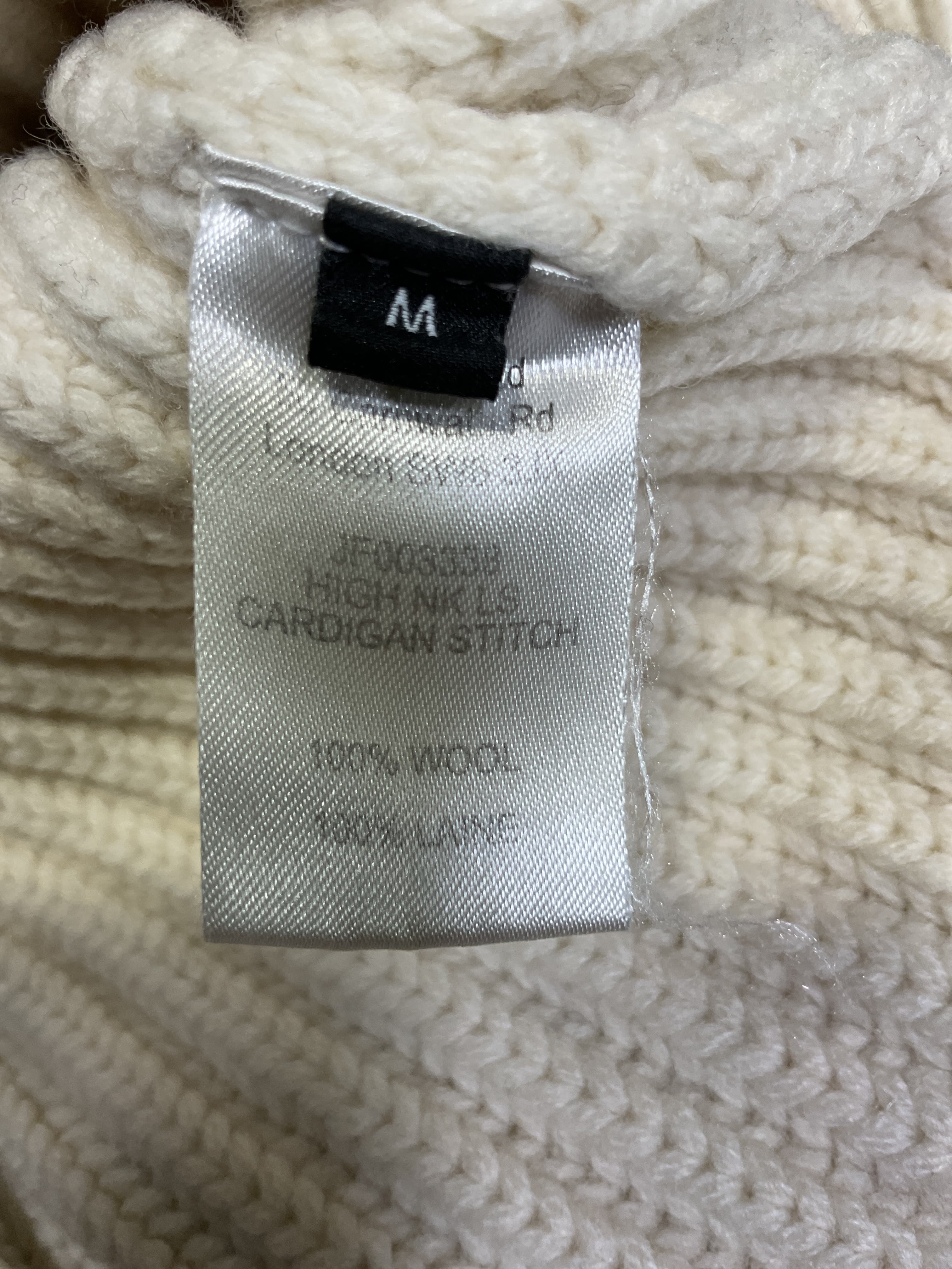 Relaxed Wool Turtleneck Sweater - Image 4