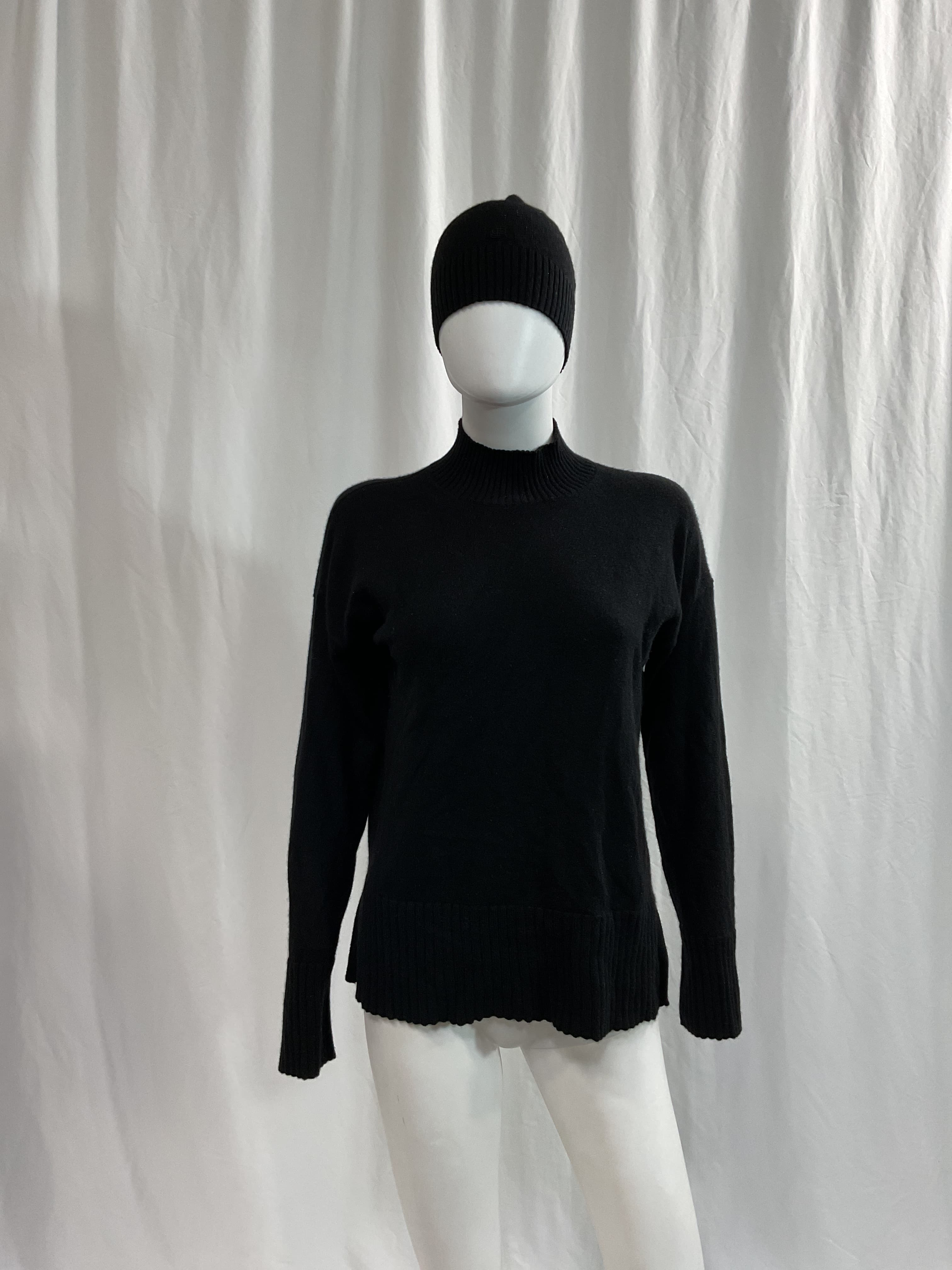 Cashmere Sweater & Beanie Gift Set With 50% Recycled Cashmere - Image 2