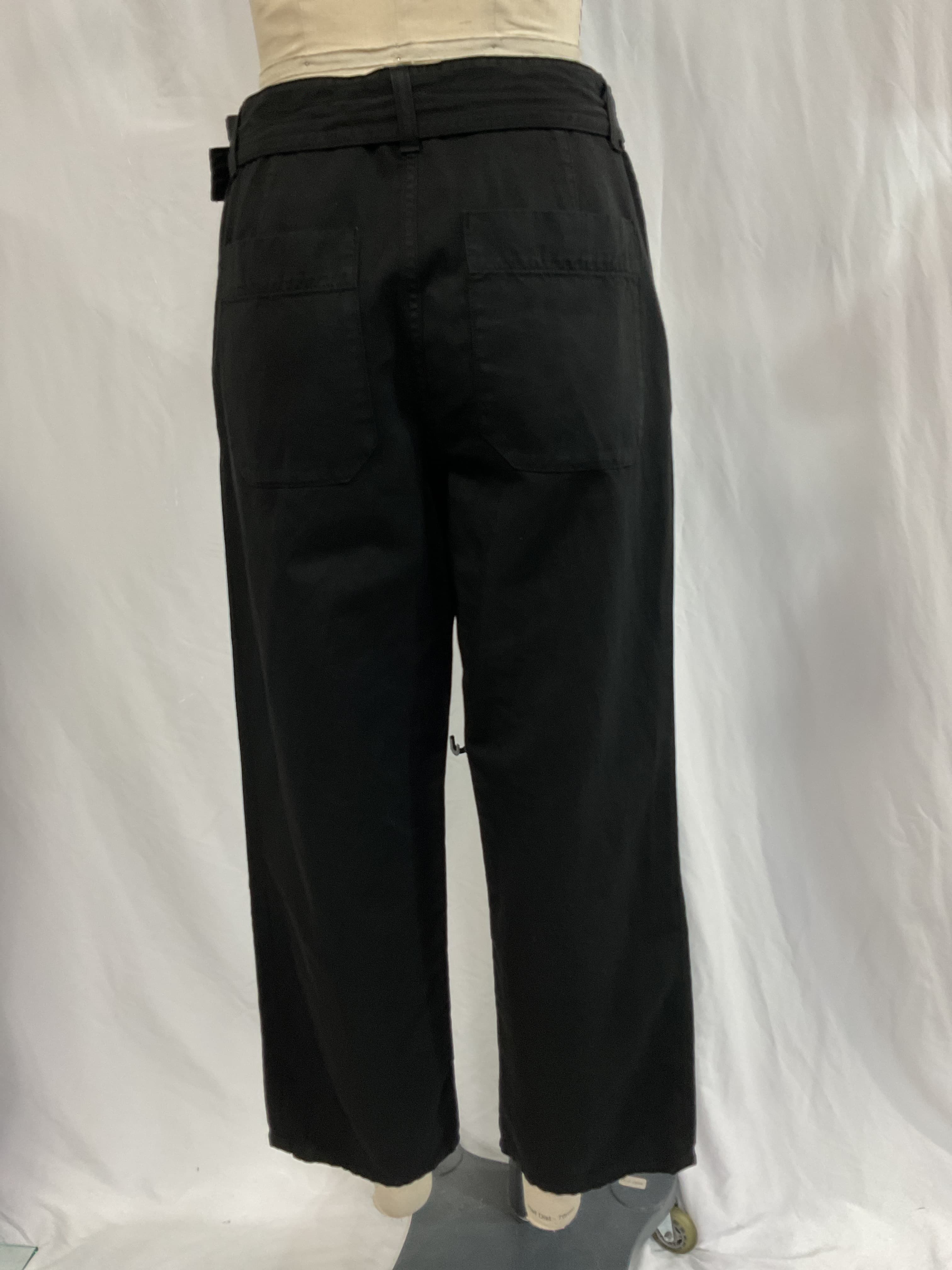 East Pants In Black - Image 4