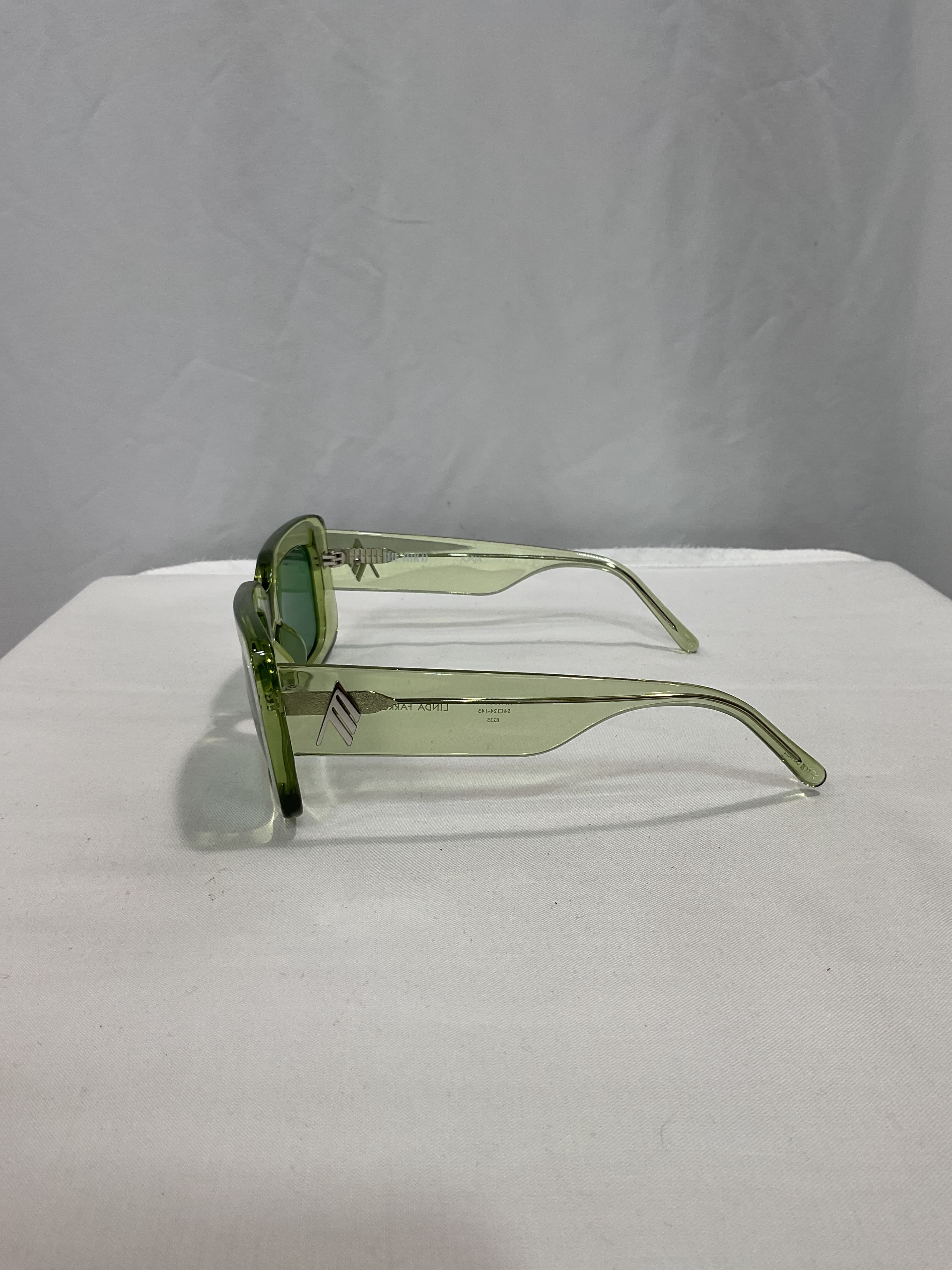 Jorja Rectangular Sunglasses In Green - Image 3