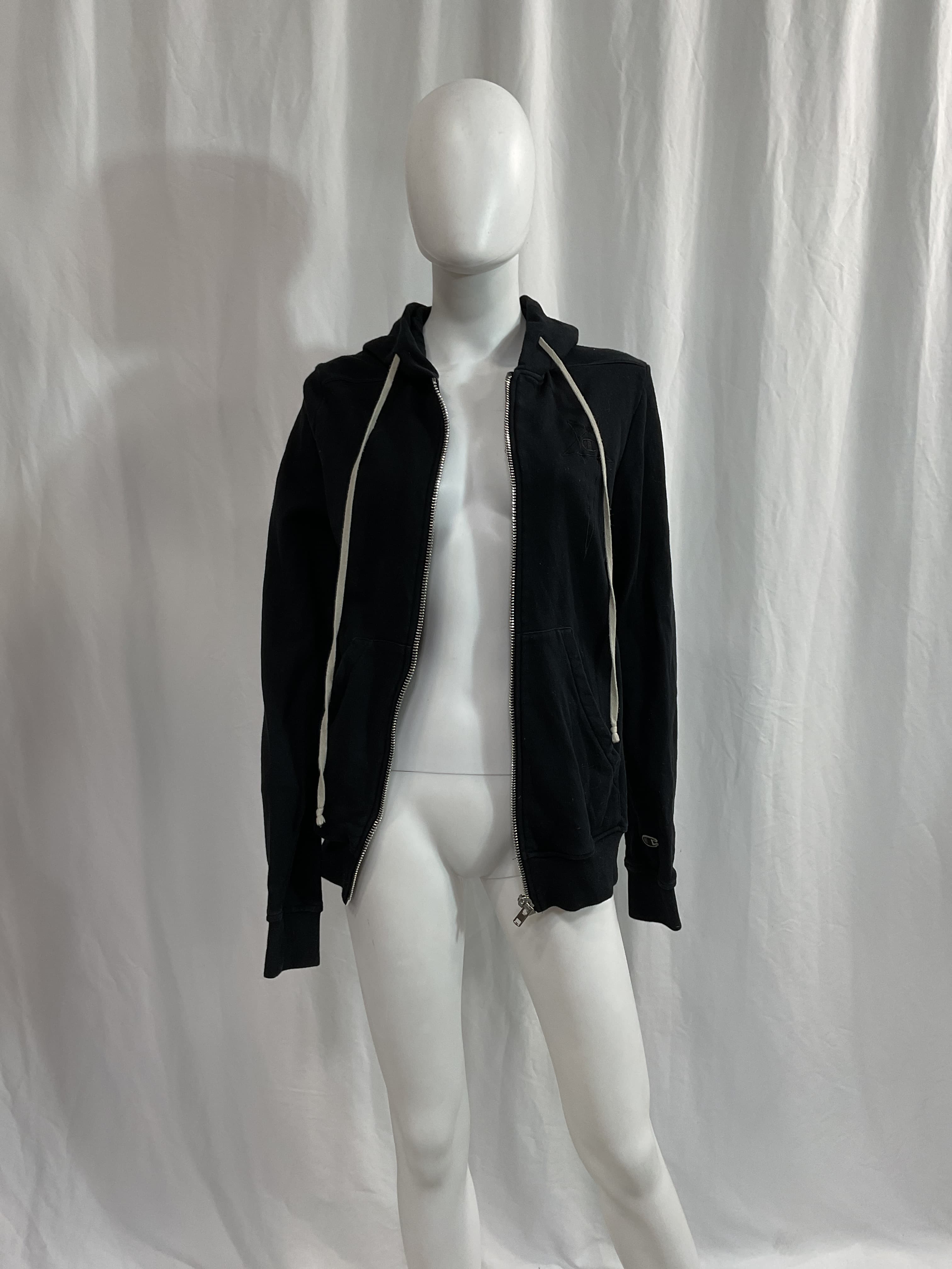 Rick Owens X Champion Jasons Hoodie In Black - Image 2