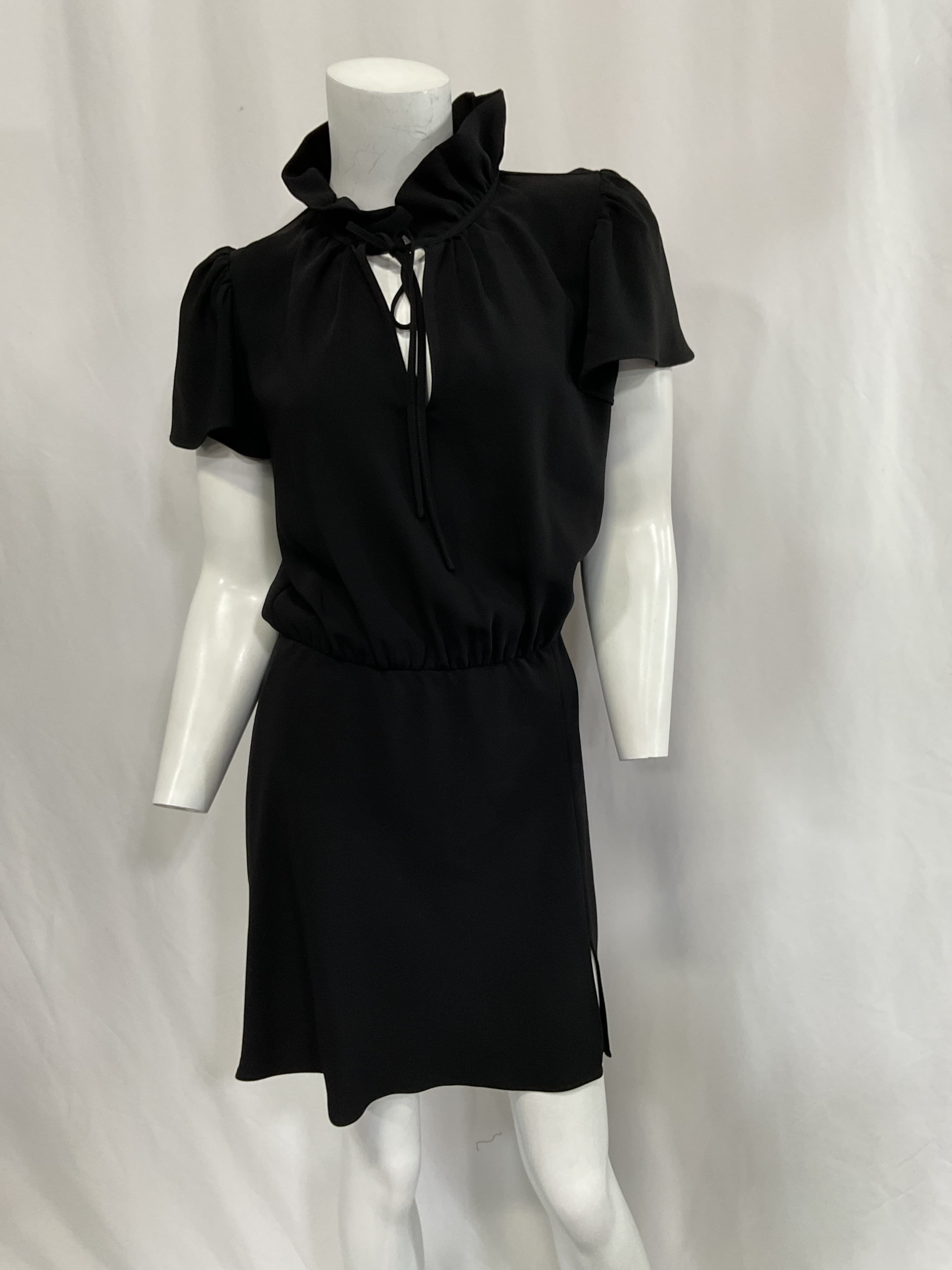 Short Sleeve Vittoria Mini Dress In Black - Image 2