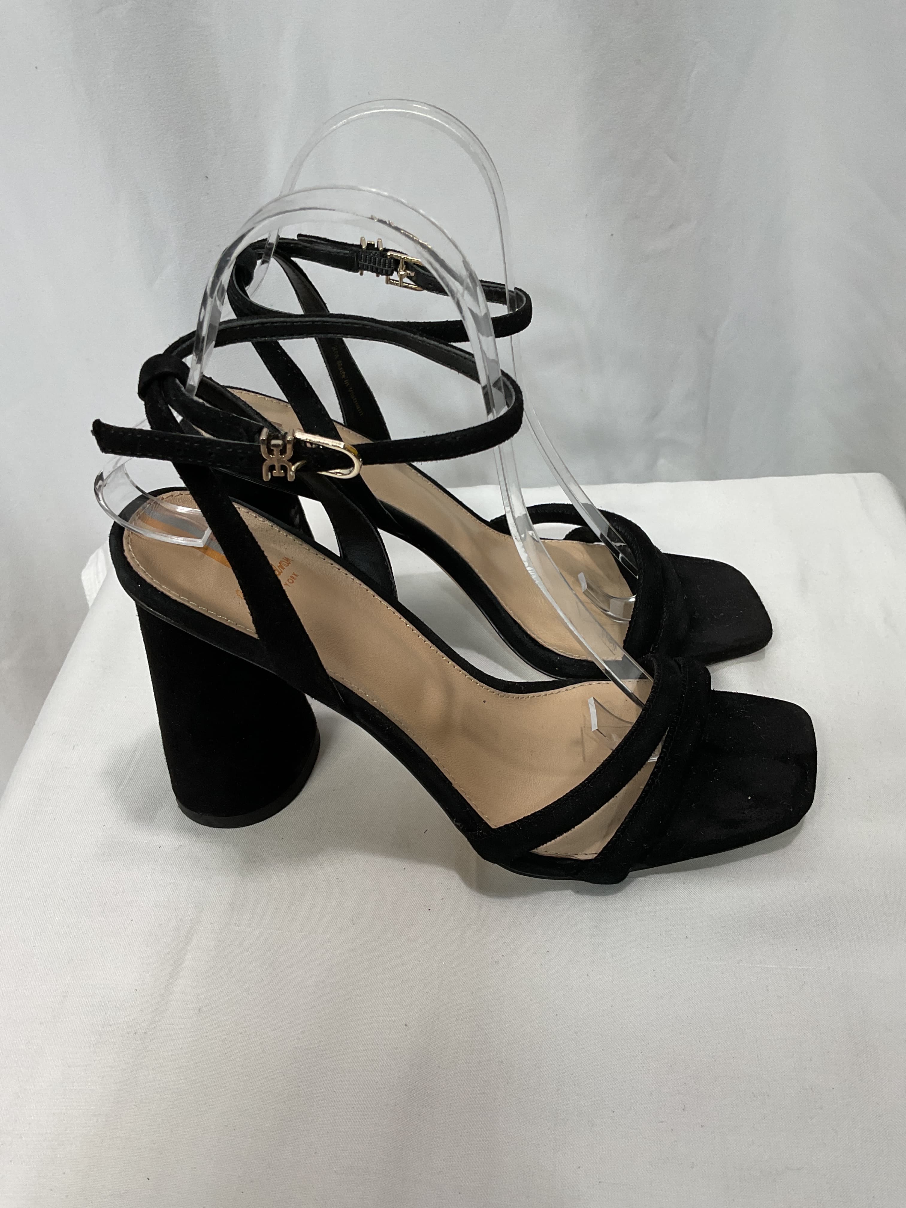 Kia Sandals - Image 2
