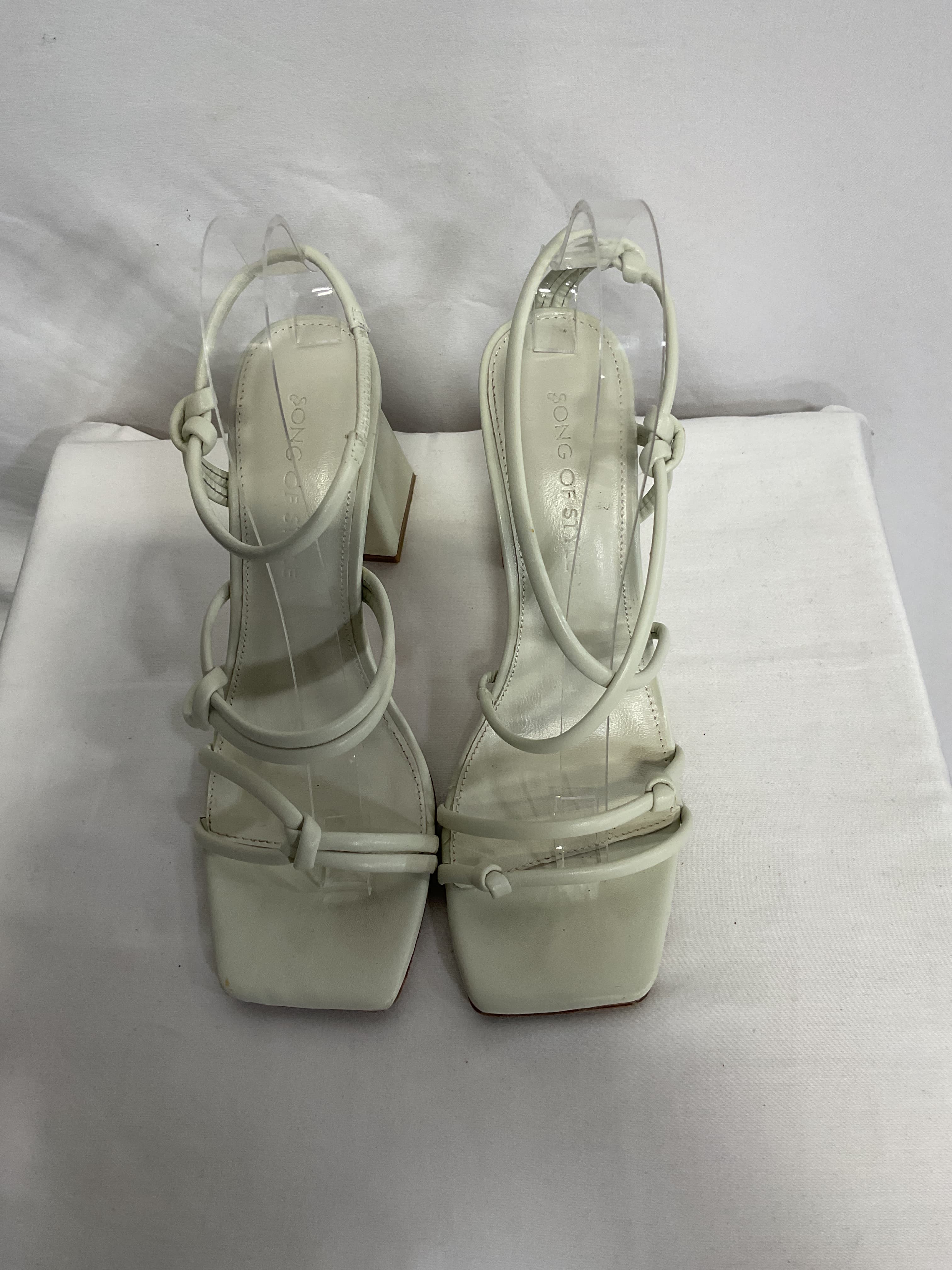 Noelle Heel - Image 2
