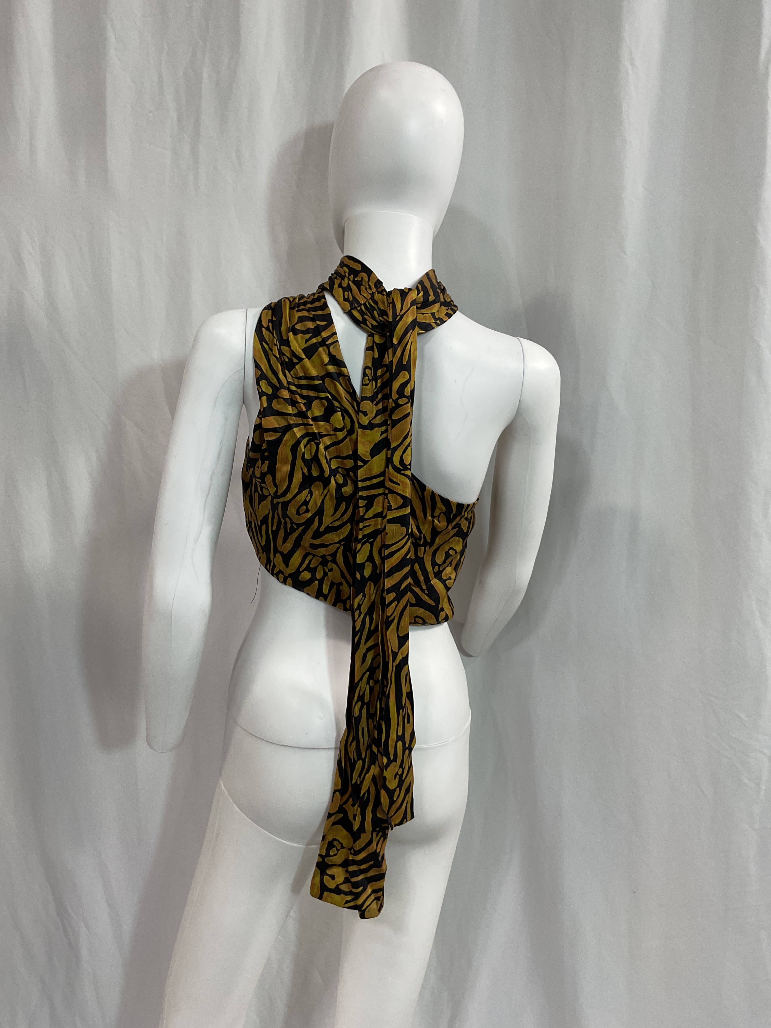 Fraya One Piece Shoulder Crop Top In Abstract Leopard Seaweed - Image 2