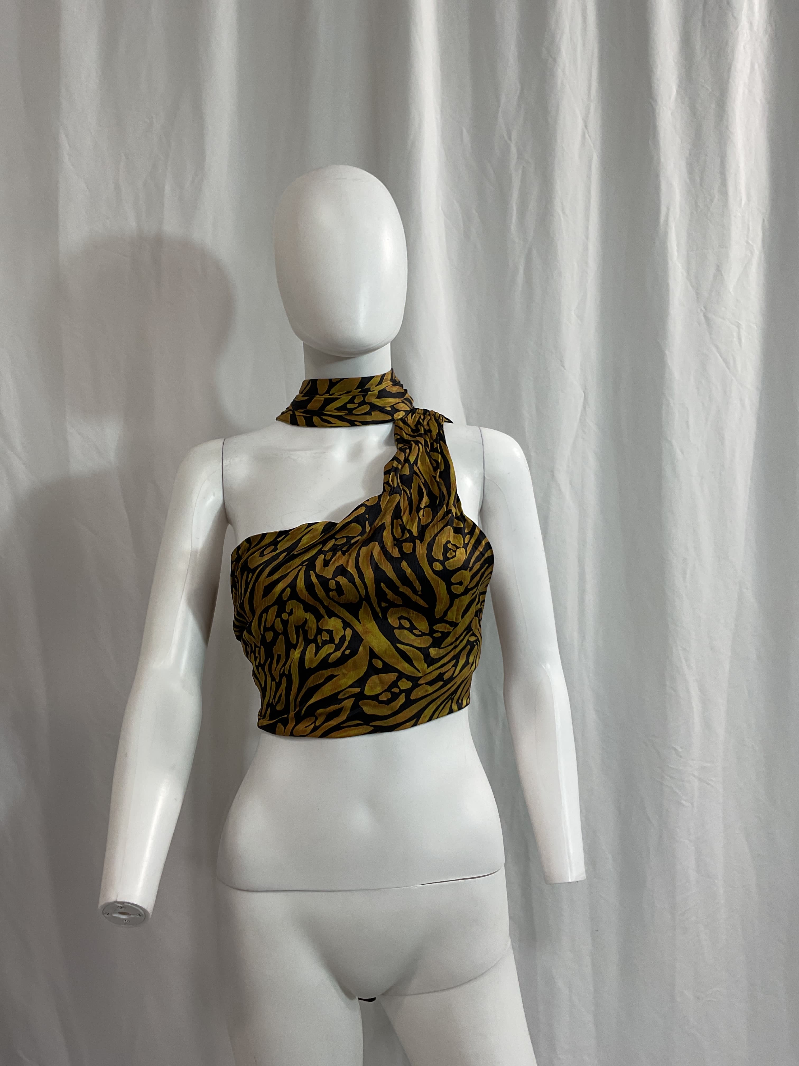 Fraya One Piece Shoulder Crop Top In Abstract Leopard Seaweed - Image 3
