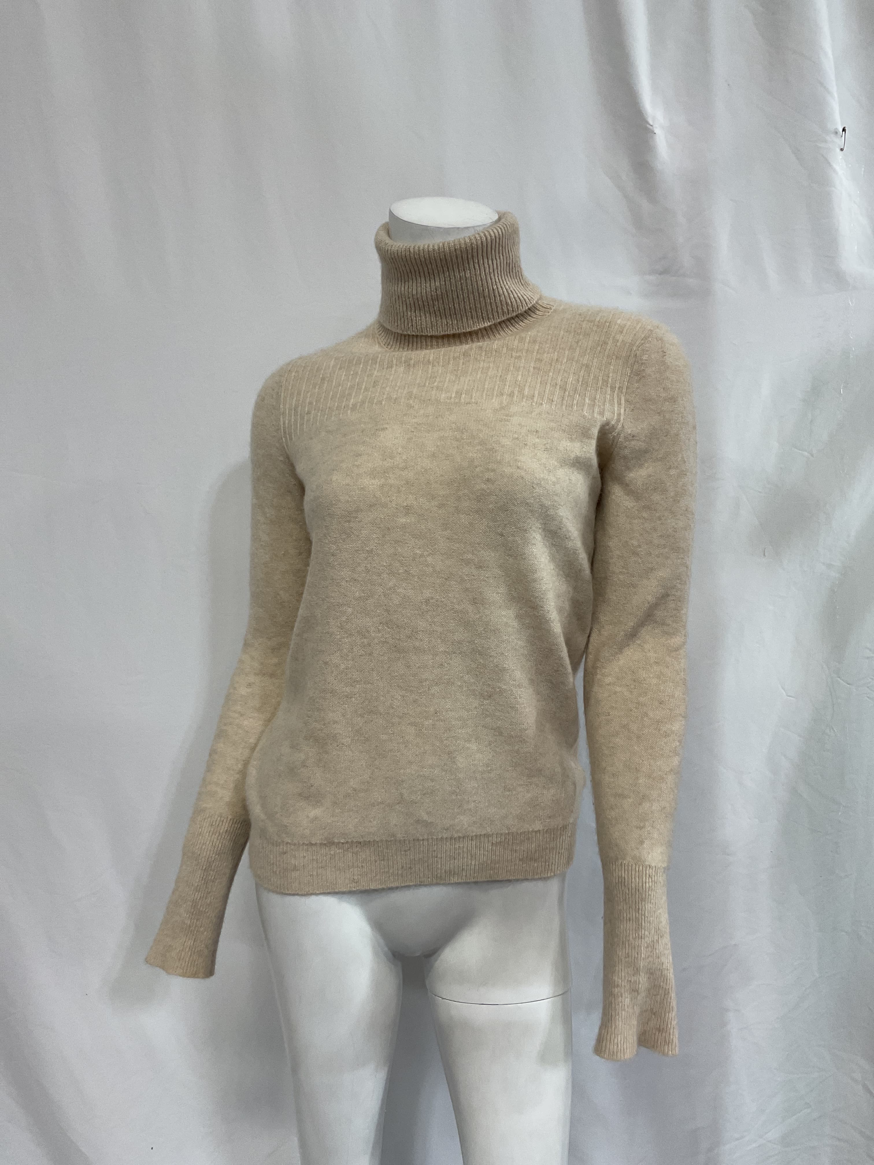 Kressy Cashmere Turtleneck Sweater - Image 4